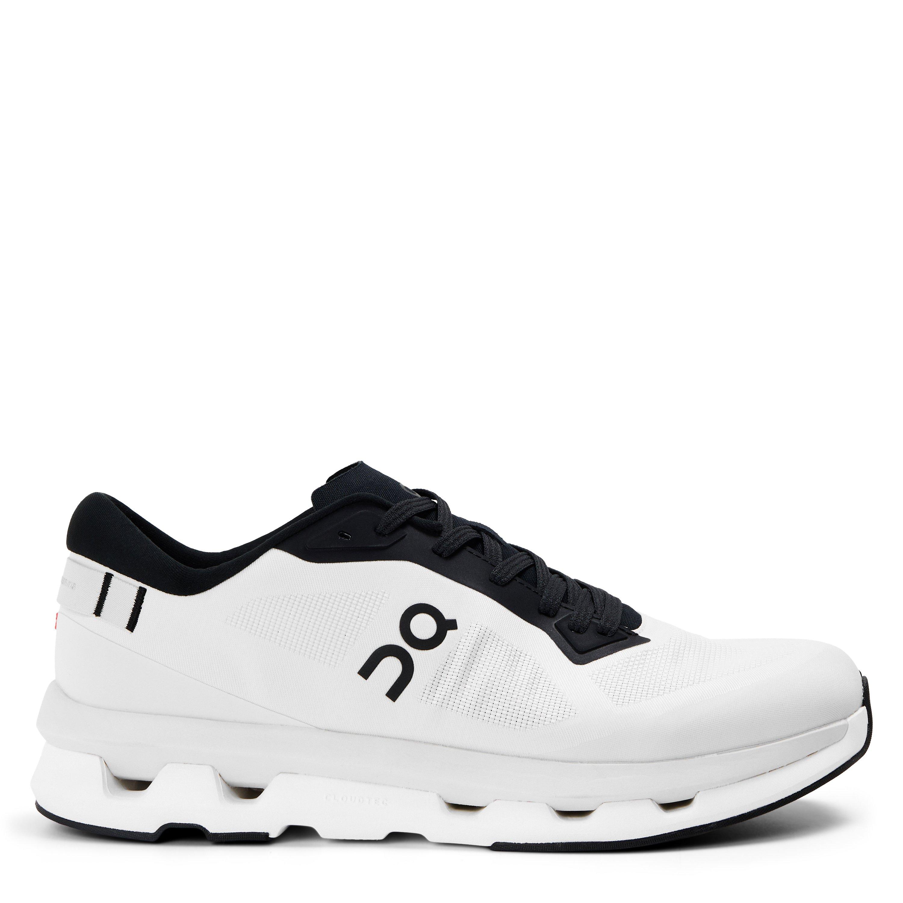 On Men's Cloudzone Training Shoes - Ice/Black - Size 10 (44.5)