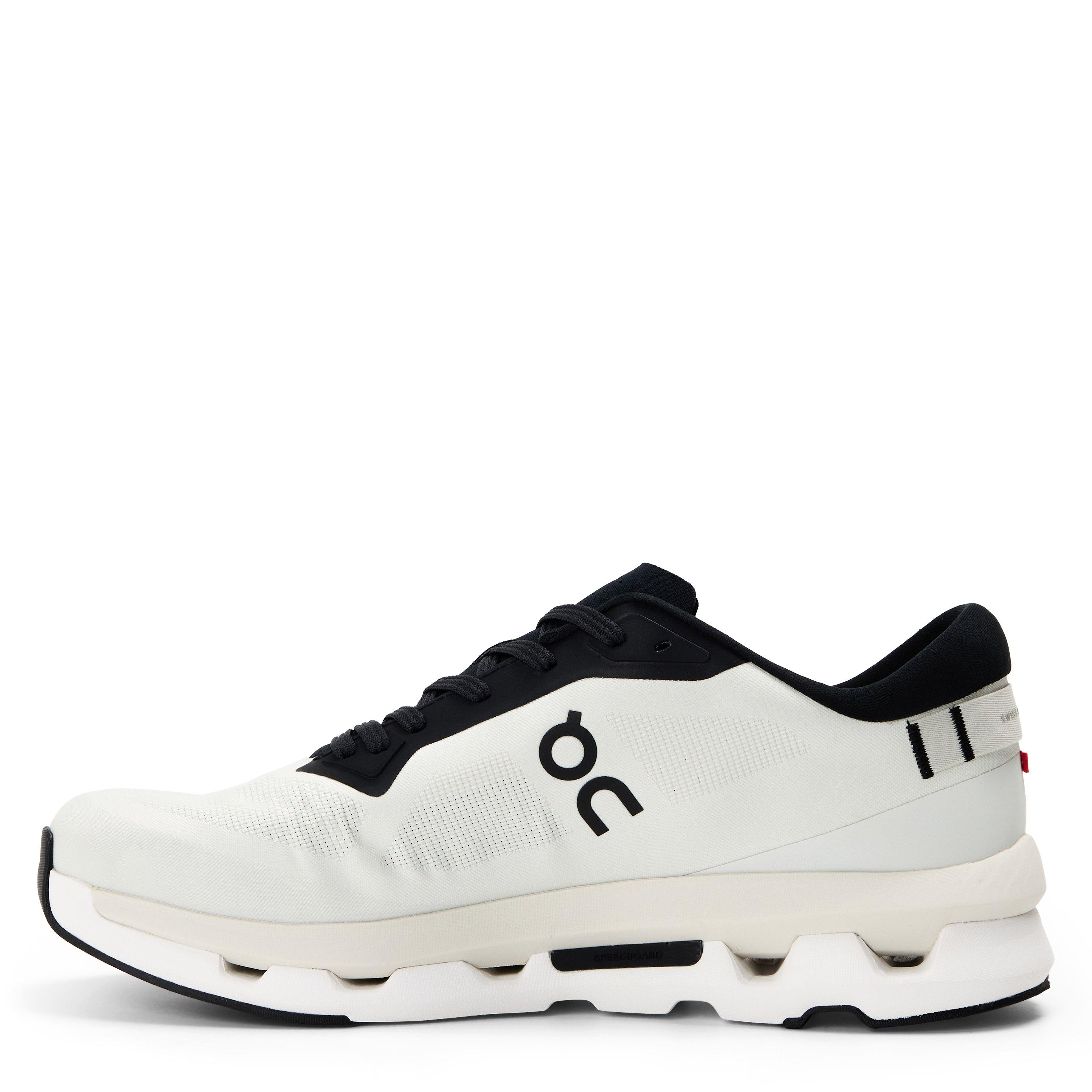 Ice/Black - On - On Cloudzone Sn63 - 2