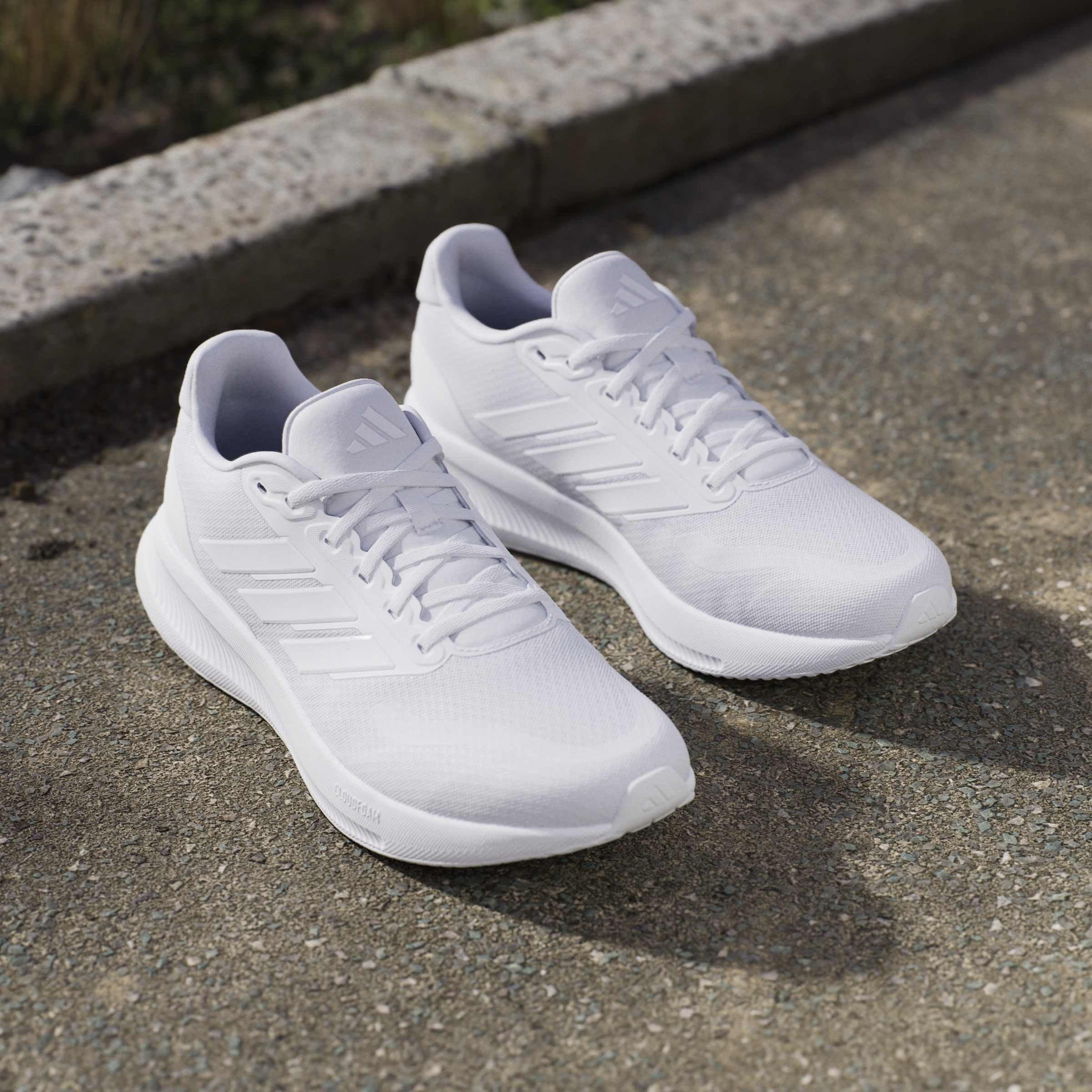 Triplo Branco - adidas - Run Falcon 5 Trainers Mens - 15