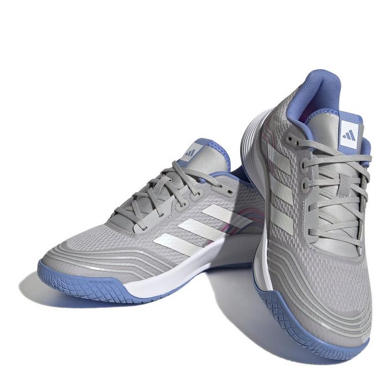Gris/Blanco/Plata - adidas - Novaflight Indoor Court Trainers - 3