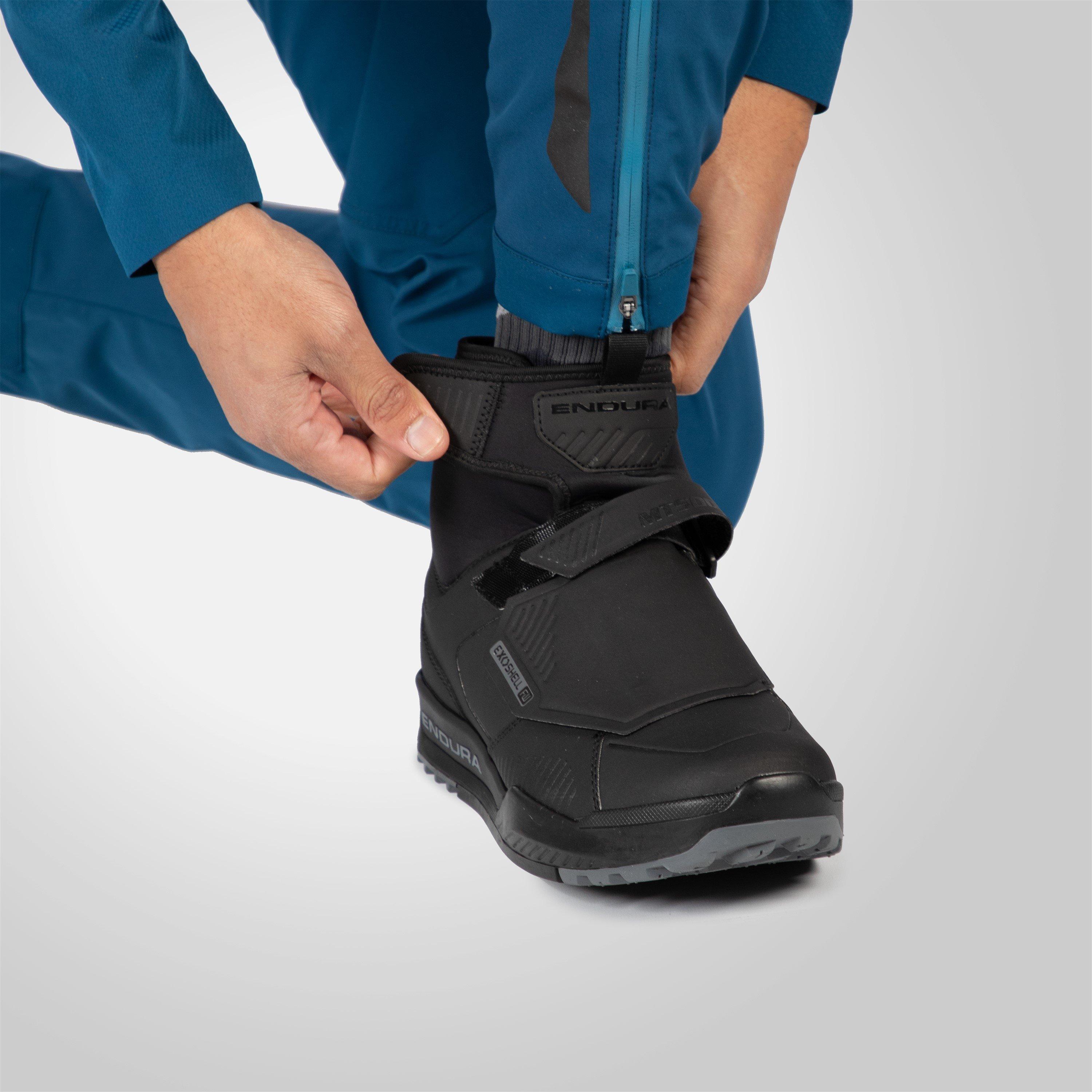 Schwarz - Endura - Endura MT500 Burner Clipless Waterproof Shoes - 3