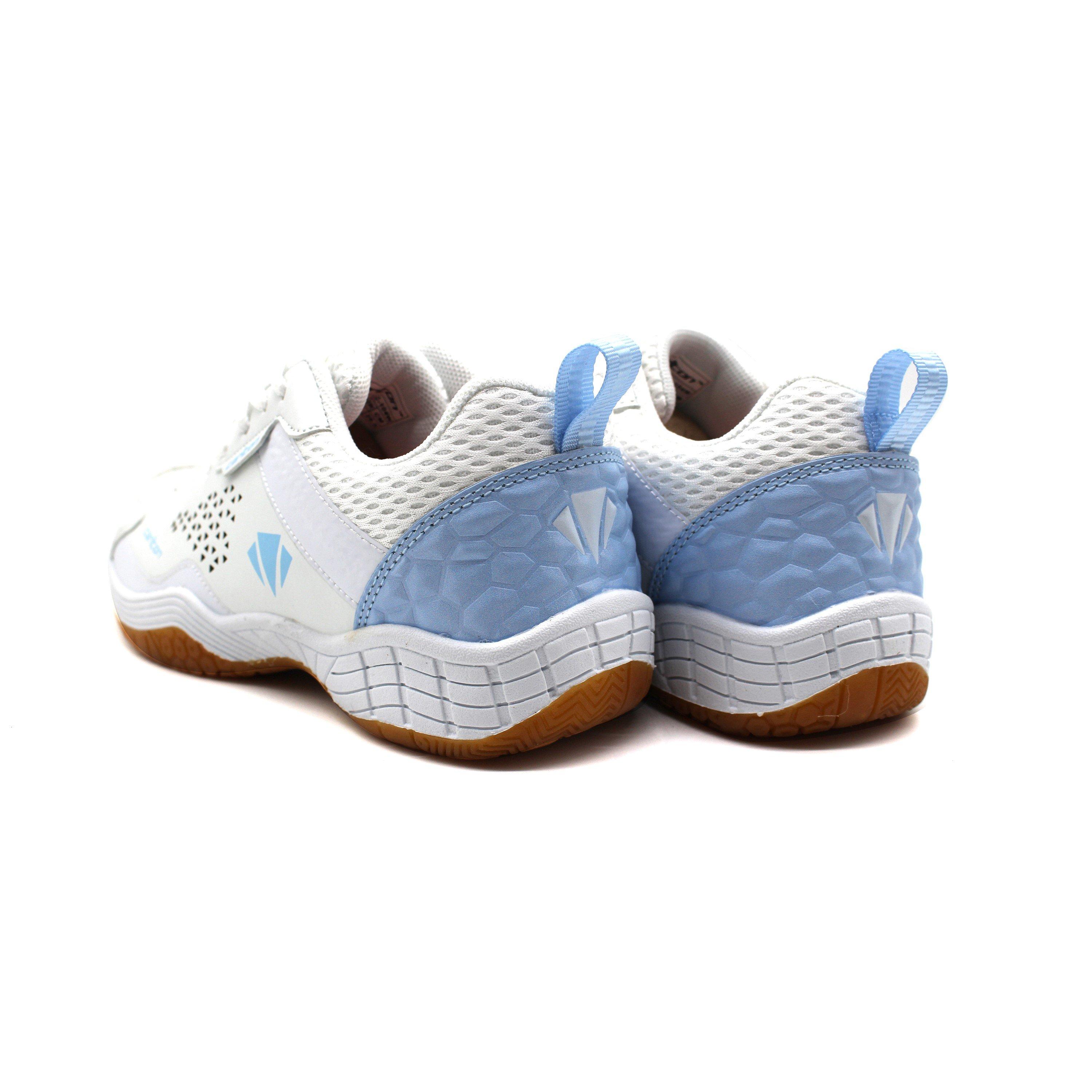 WHITE / BLUE - Carlton - CC Badminton Trainers Womens - 5