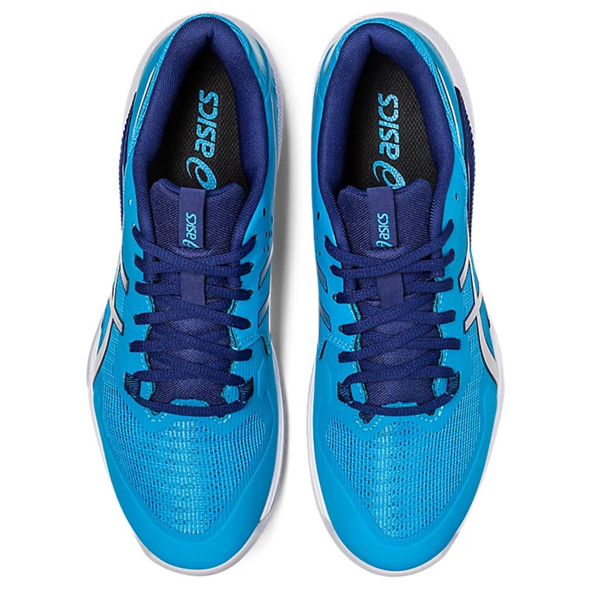 asics badminton trainers