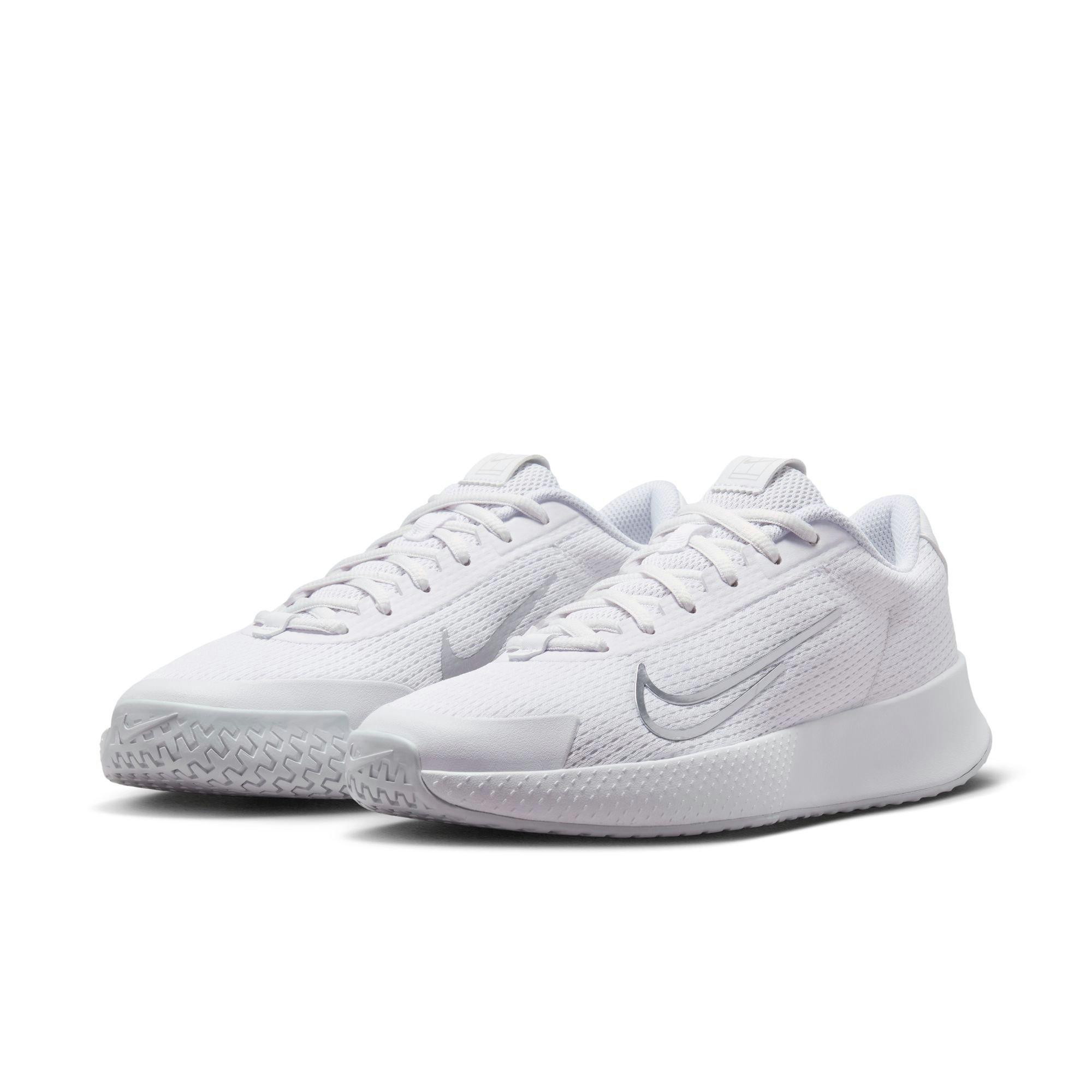 nikecourt vapor lite women's