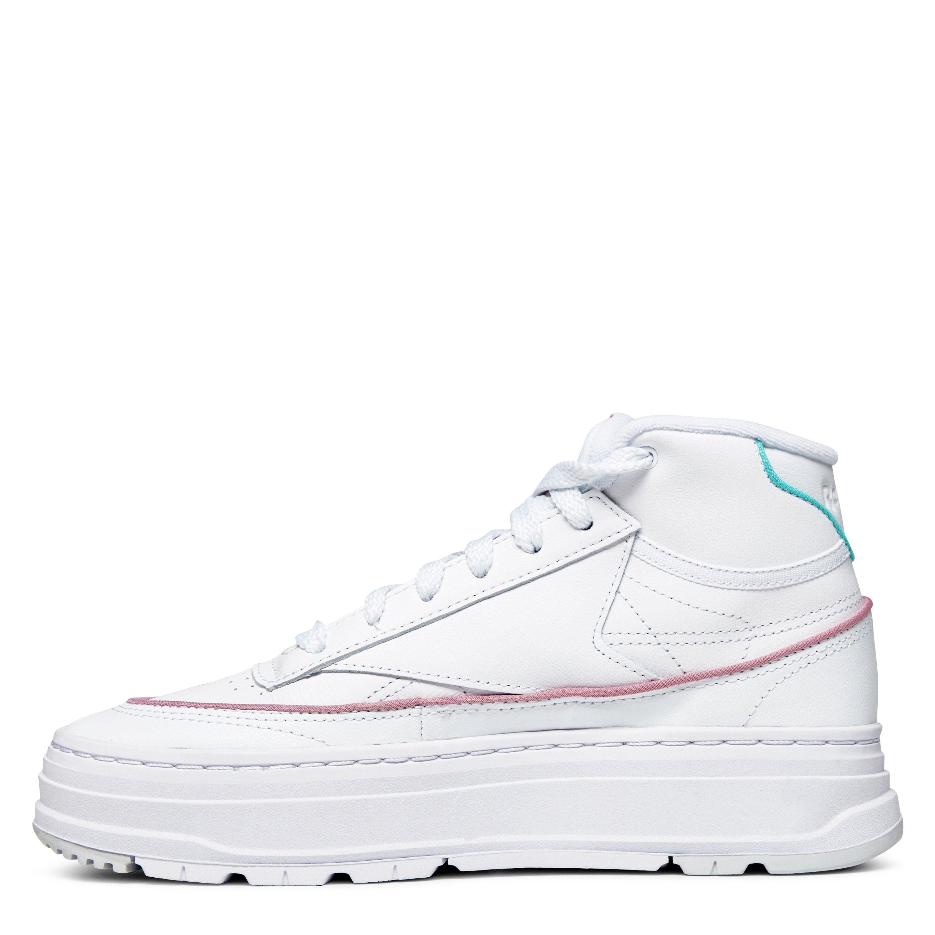 Ftwwht/Inflil/S - Reebok - Club C Geo Tennis Shoes - 3