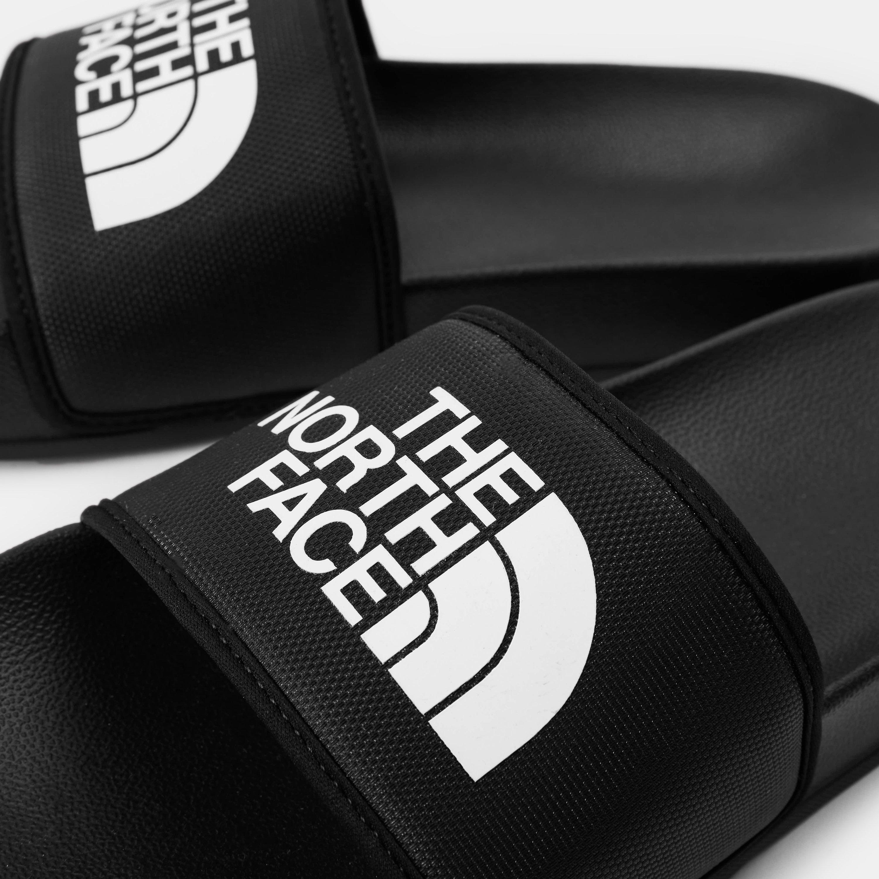Tnf Black/Tnf W - The North Face - Women's Basecamp Slide III Pool Sliders - 3