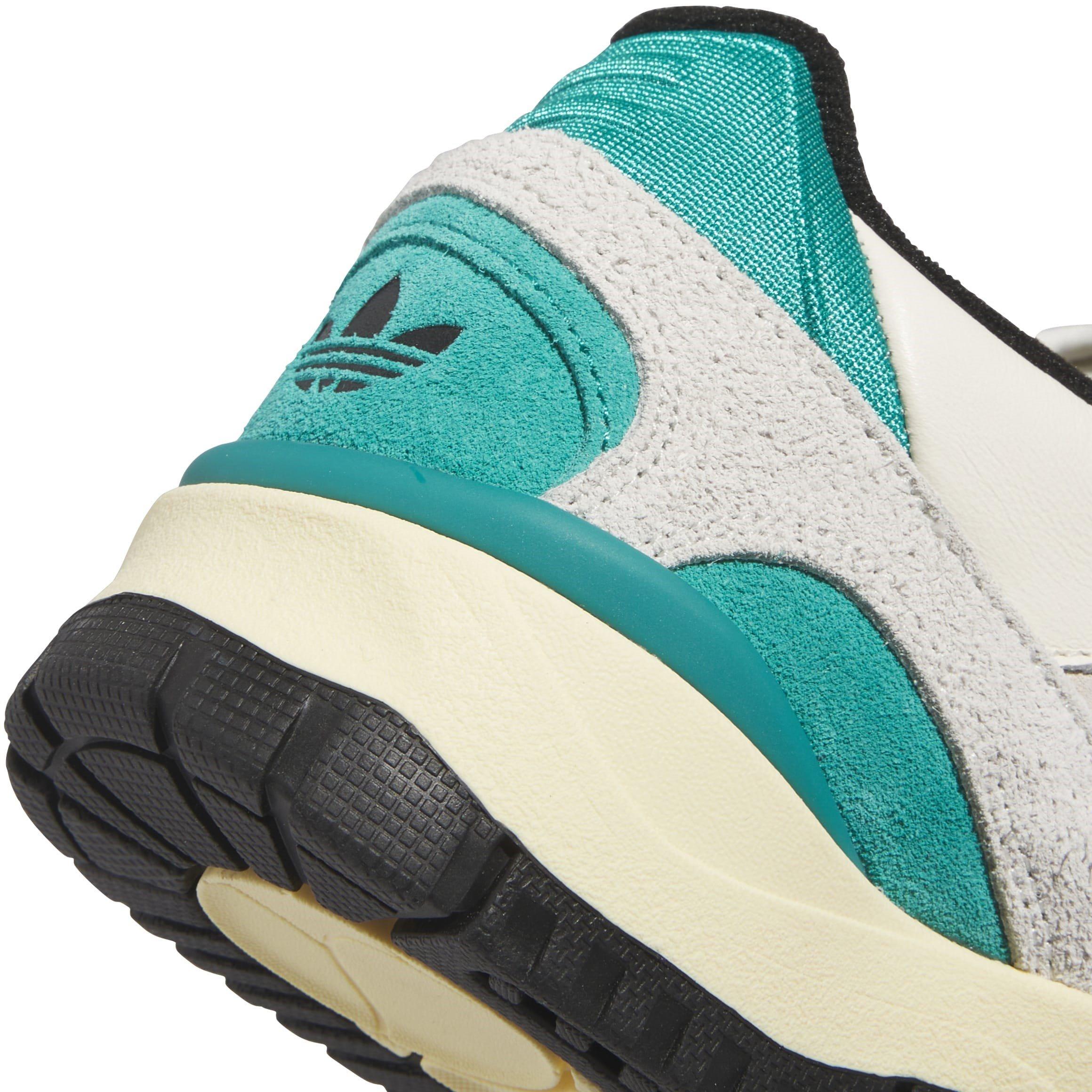 Off White - adidas - Artillery 24 Basketball Trainers - 8