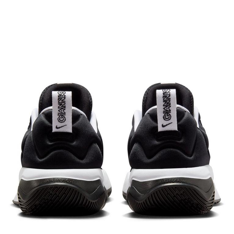Schwarz/Weiß - Nike - Giannis Immortality 3 Basketball Shoes - 5