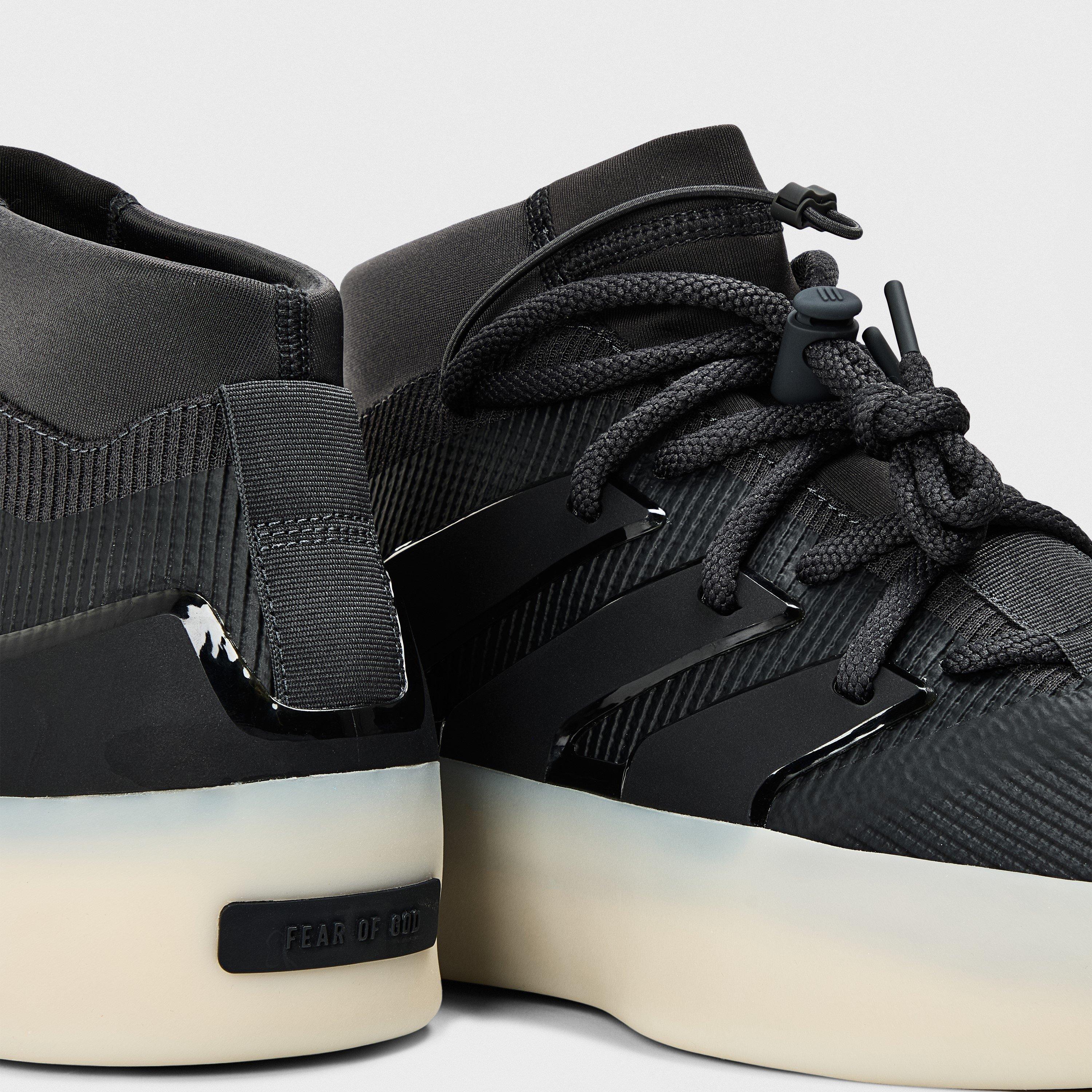 Carbon - adidas - Basketball Trainers - 5