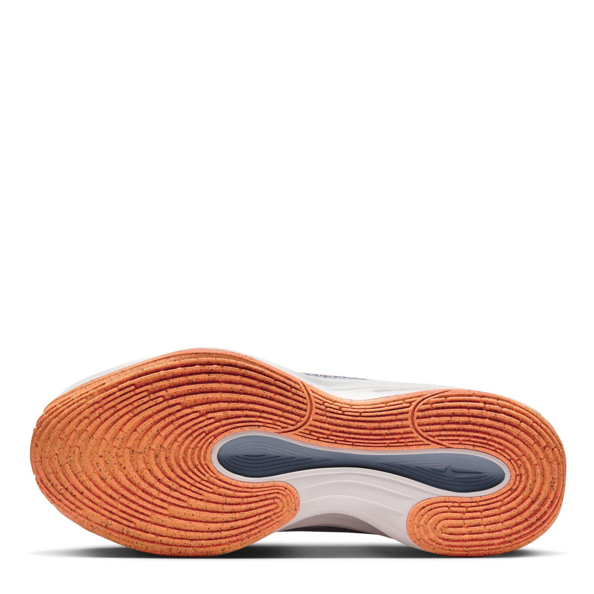 Ashen Slate/Org - Nike - G.T. Hustle Academy Basketball Trainers Mens - 3