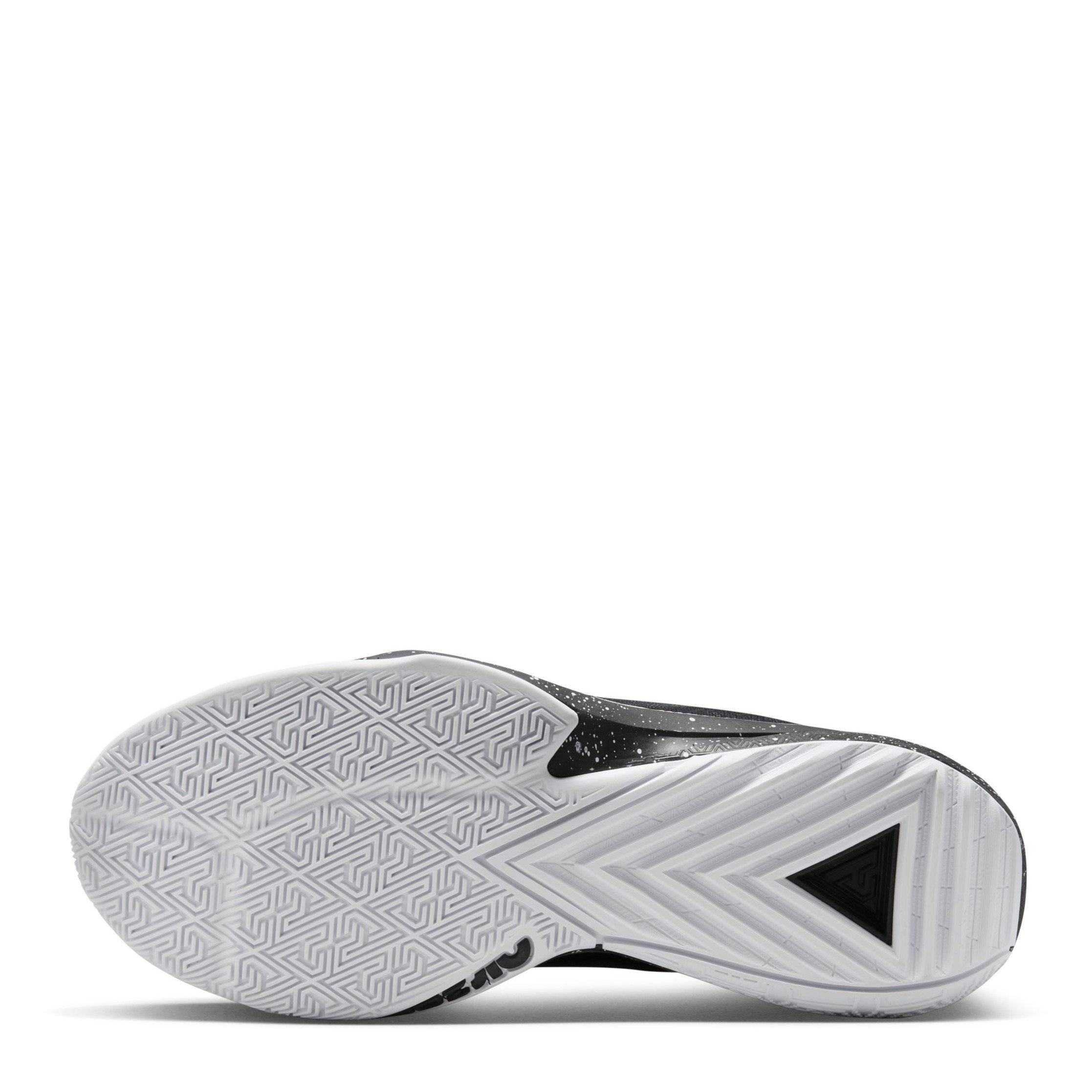 Zwart/Wit - Nike - Zoom Freak 5 Basketball Trainers Mens - 3