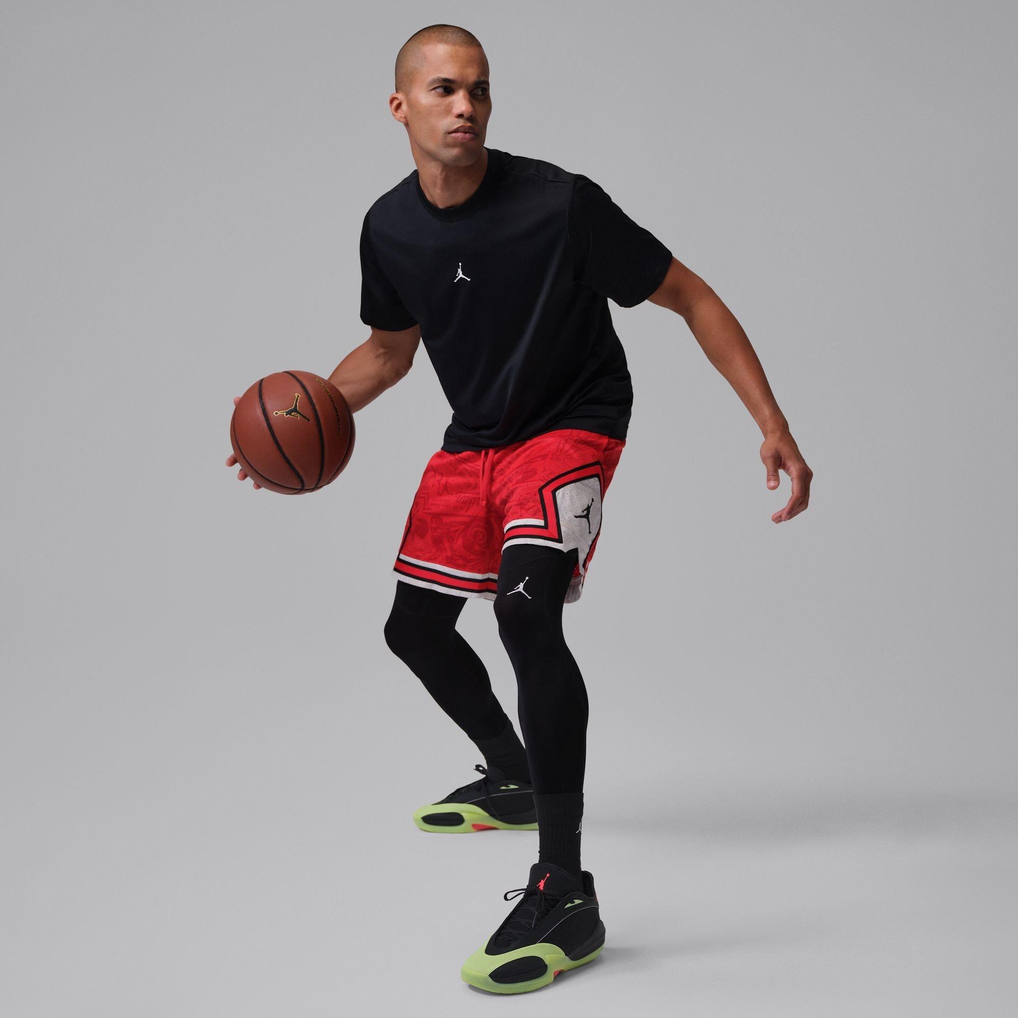Blk/Red/Volt - Air Jordan - Jordan Triangle Sn63 - 7