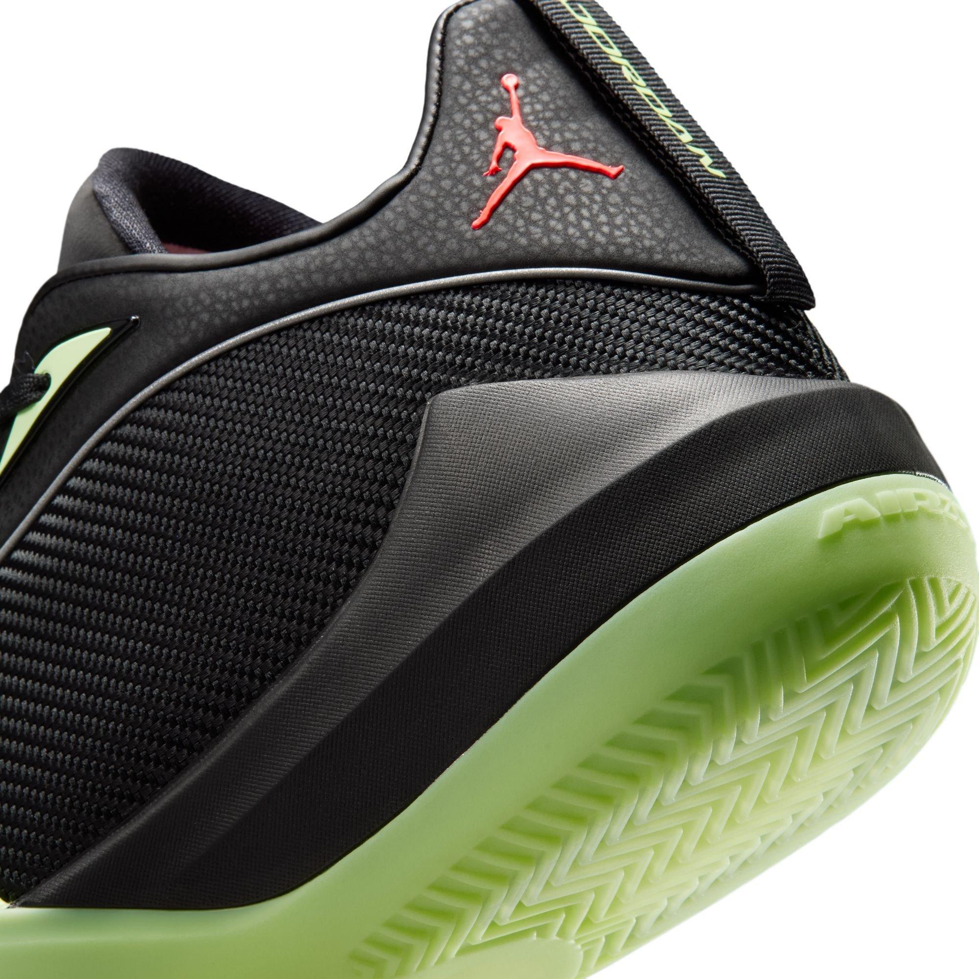 Blk/Red/Volt - Air Jordan - Jordan Triangle Sn63 - 9