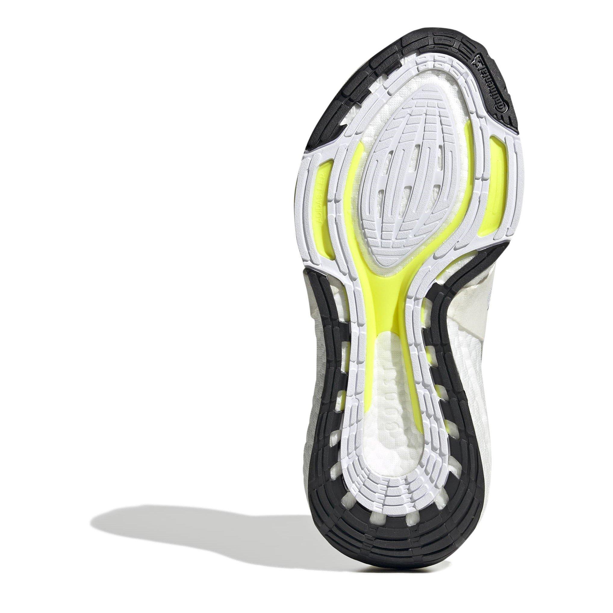 Ftwwht/Cblack/B - adidas - ULTRABOOST 21 Everyday Neutral Road Running Shoes - 6