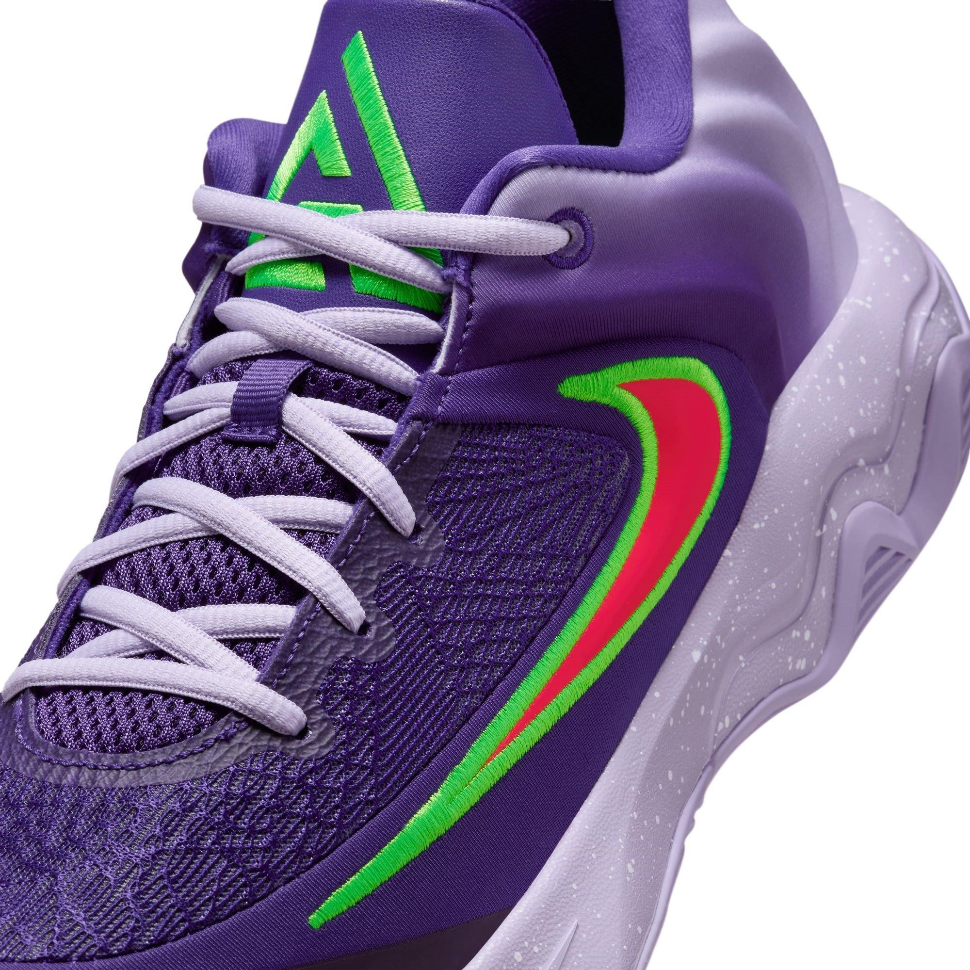 Lila/Scharlachrot - Nike - Giannis Immortality 4 Basketball Trainers Adults - 7