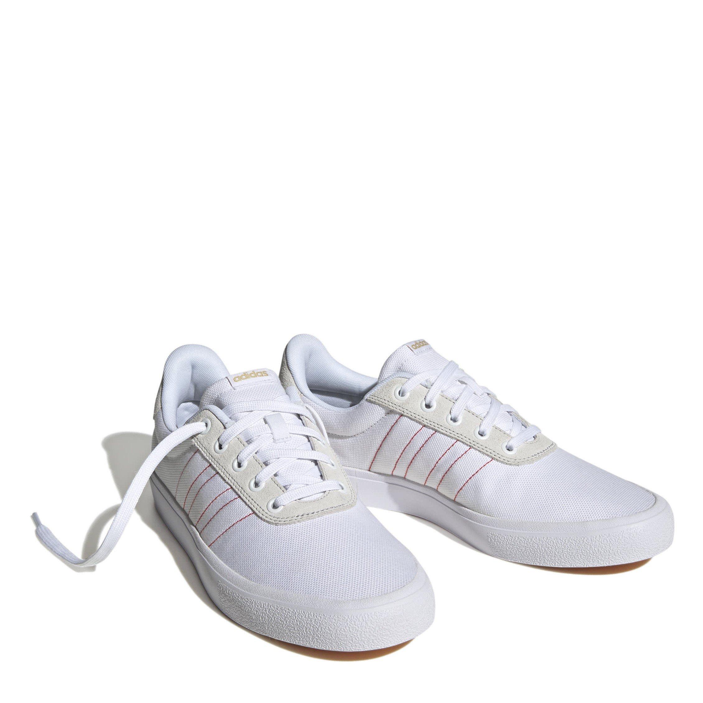 Wht/Scarlet/Gld - adidas - Vulcraid3R  Court Trainers Mens - 3