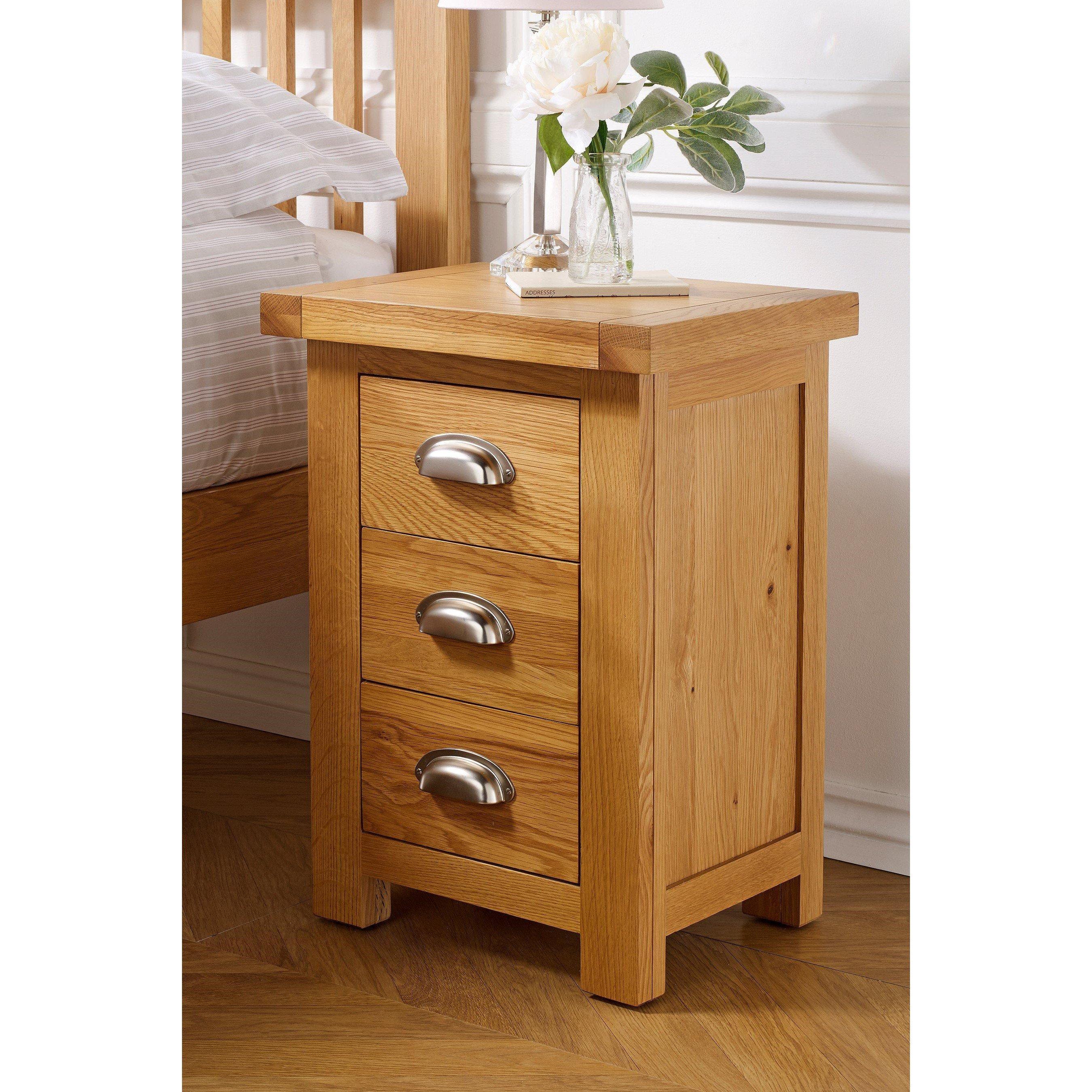 Oak - Birlea - Woburn Small 3 Drawer Bedside Table