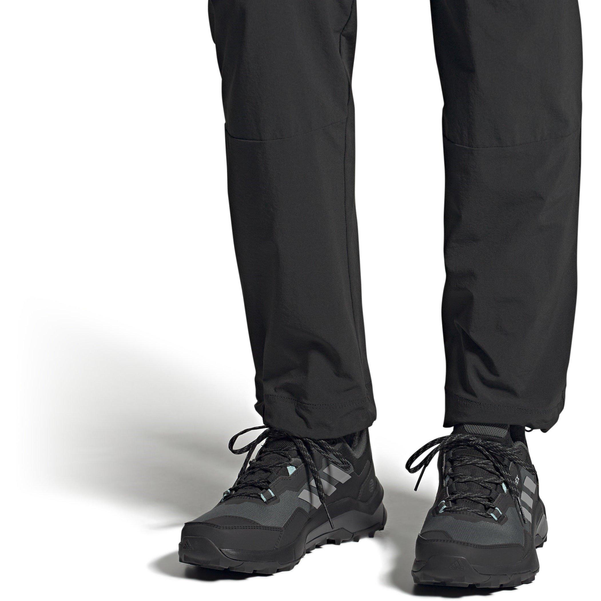 Schwarz/Grau - adidas - Terrex AX4 GTX Womens Walking Shoes - 11