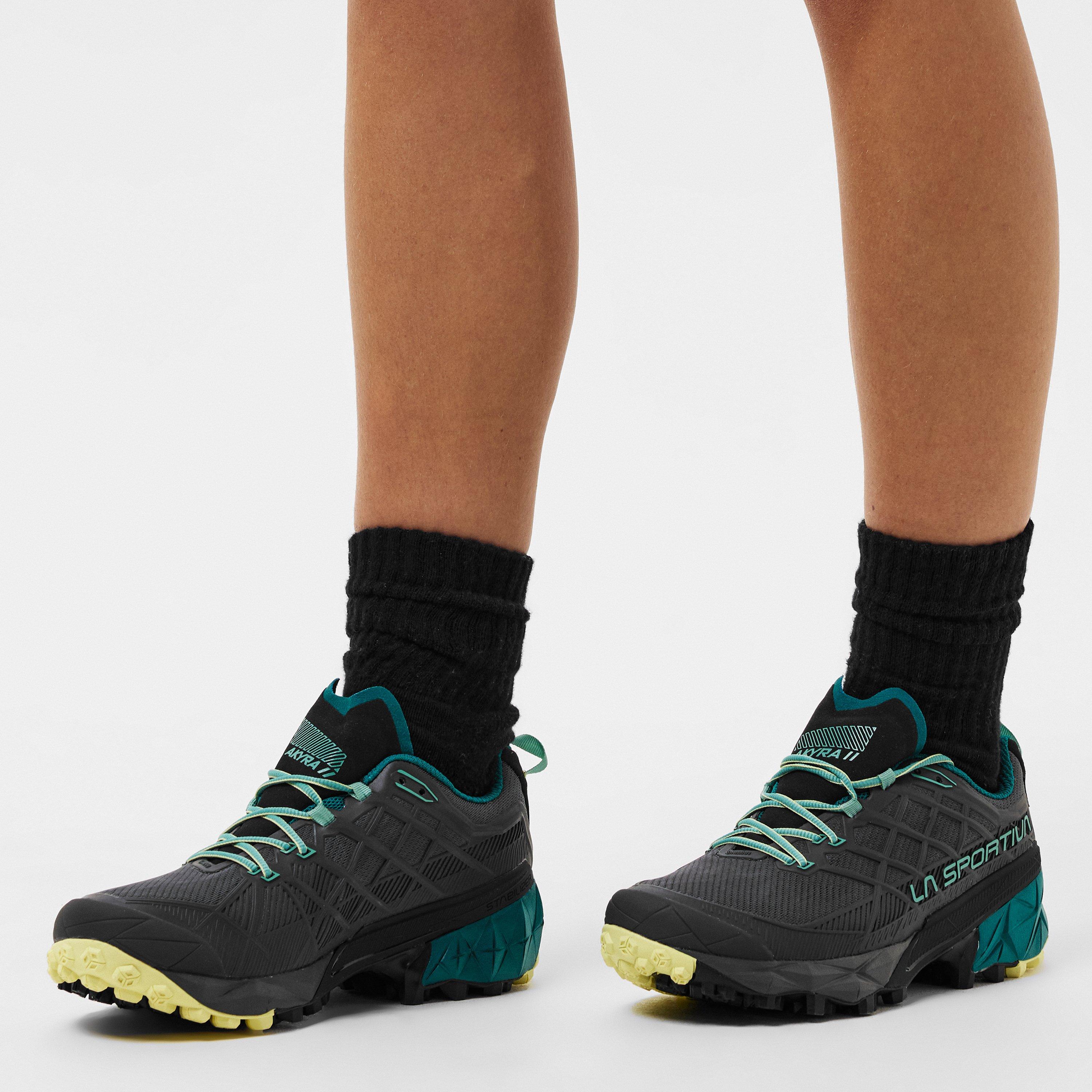 Carbon/Juniper - La Sportiva - Non-Waterproof Trekking Shoes - 3