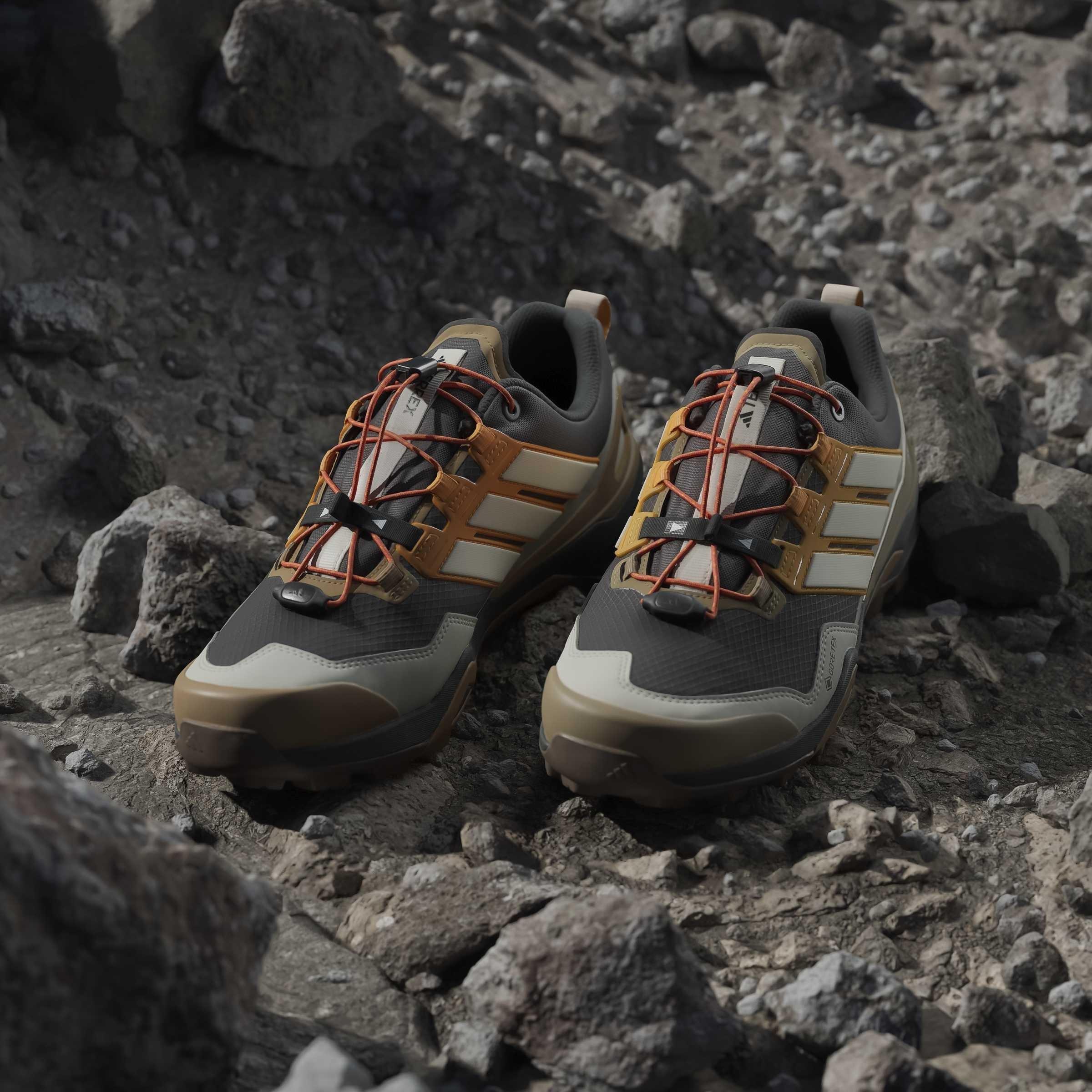Carbon/White - adidas - Terrex Skychaser GORE-TEX Hiking Shoes Mens - 12