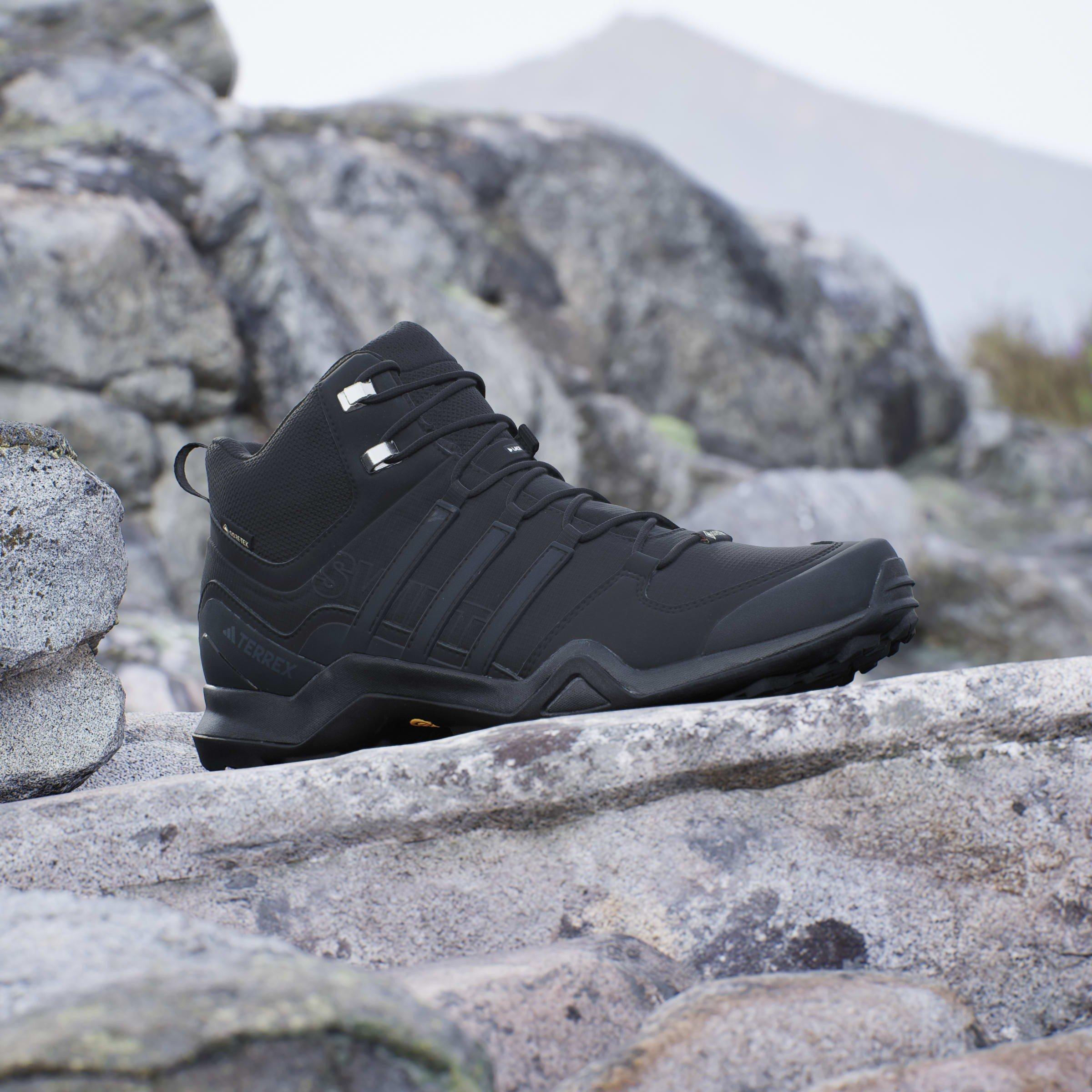 Sort/Sort - adidas - Terrex Swift R2 Mid GTX Shoes - 12