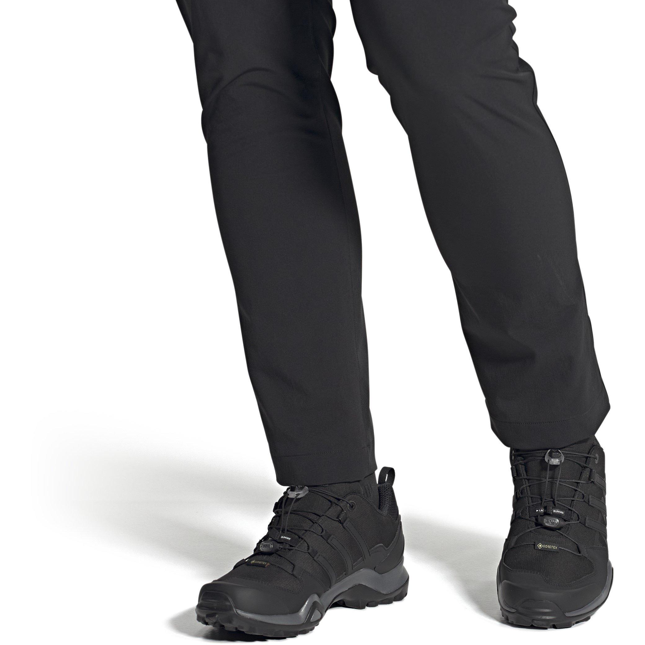 Sort - adidas - Terrex Swift R2 GTX Mens Hiking Shoes - 11