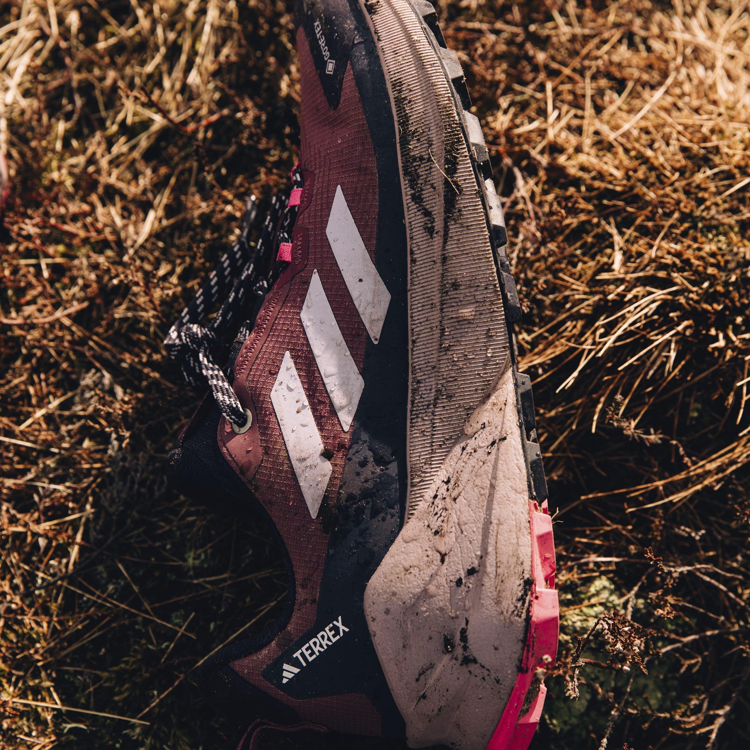 Quicri/Pnkfus - adidas - Terrex Trailmaker 2.0 Gore-Tex Womens Hiking Shoes - 13