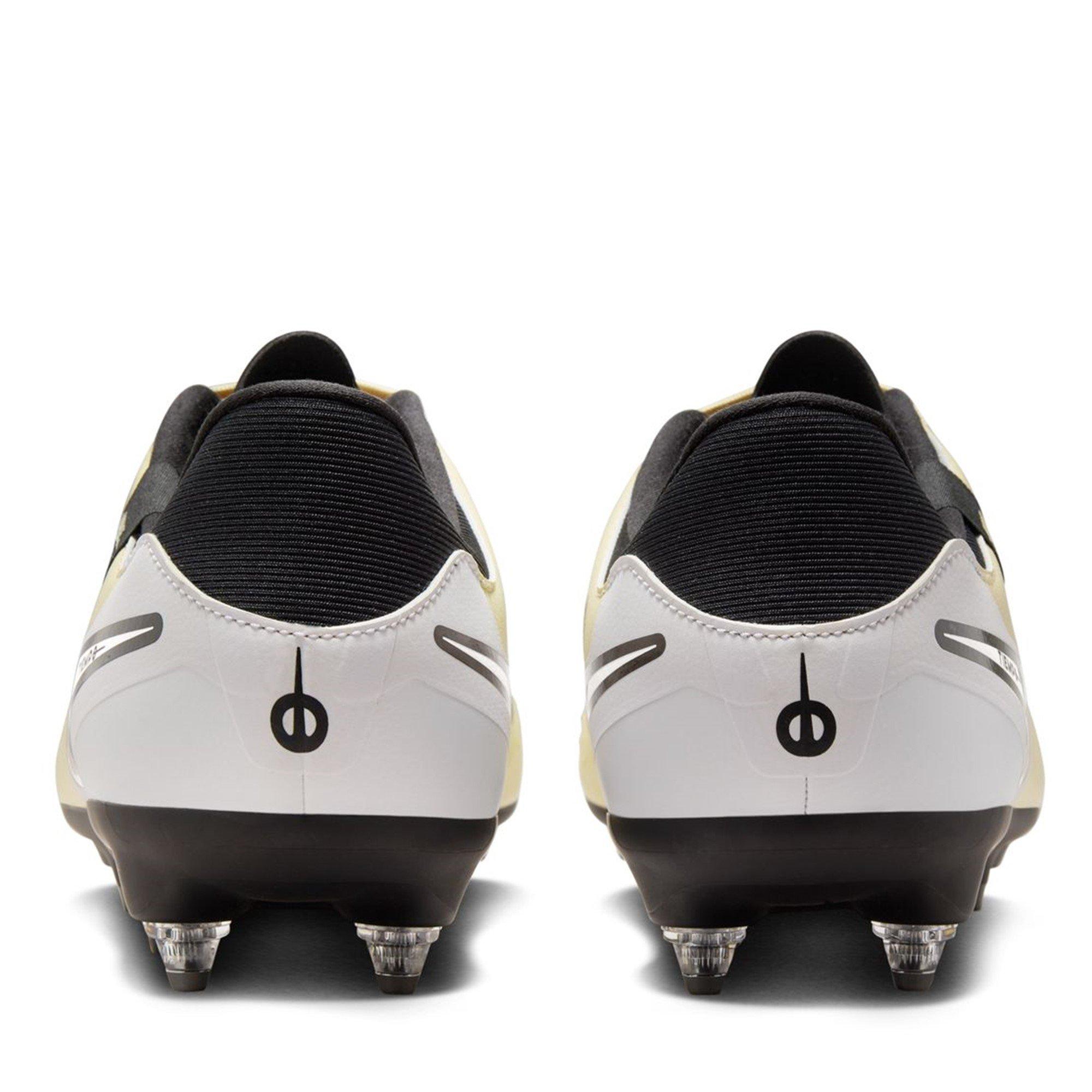 nike tiempo crampons vissés