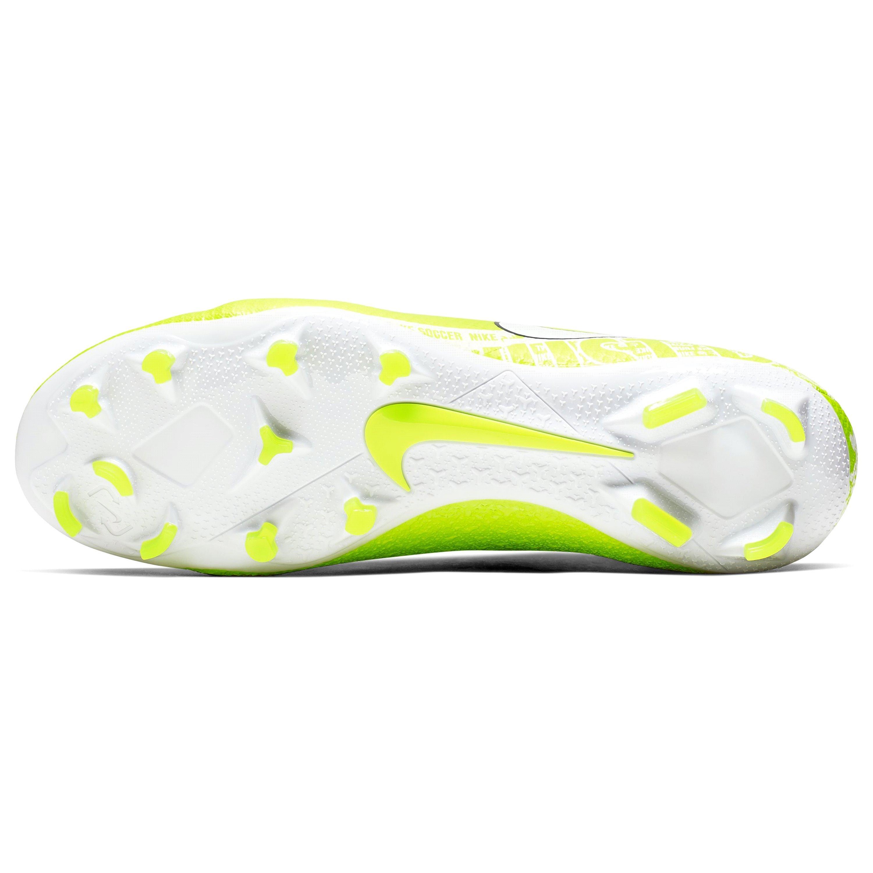 Volt/Weiß - Nike - Phantom Vision Pro DF FG Football Boots - 6