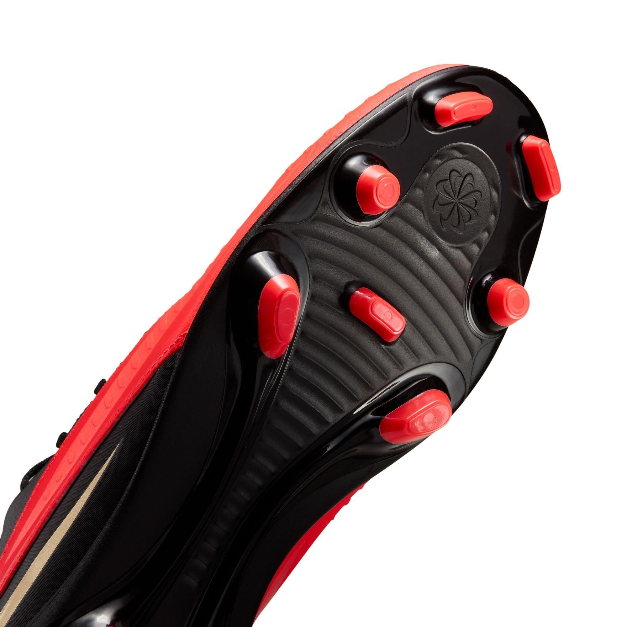 Crimson/Black - Nike - Phantom 6 Low Club Firm Ground Football Boots - 9