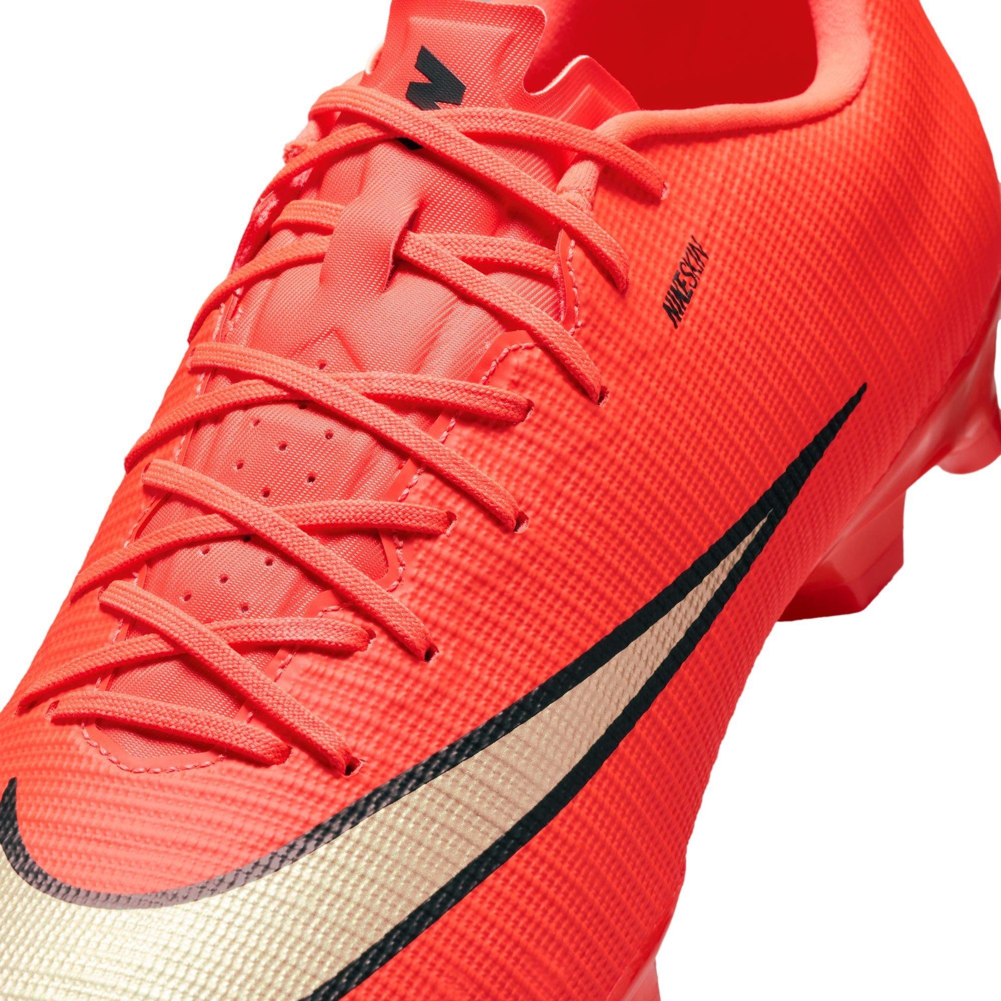 B.Crimson/Blur - Nike - Mercurial Vapor 17 Academy Firm Ground Boots - 7