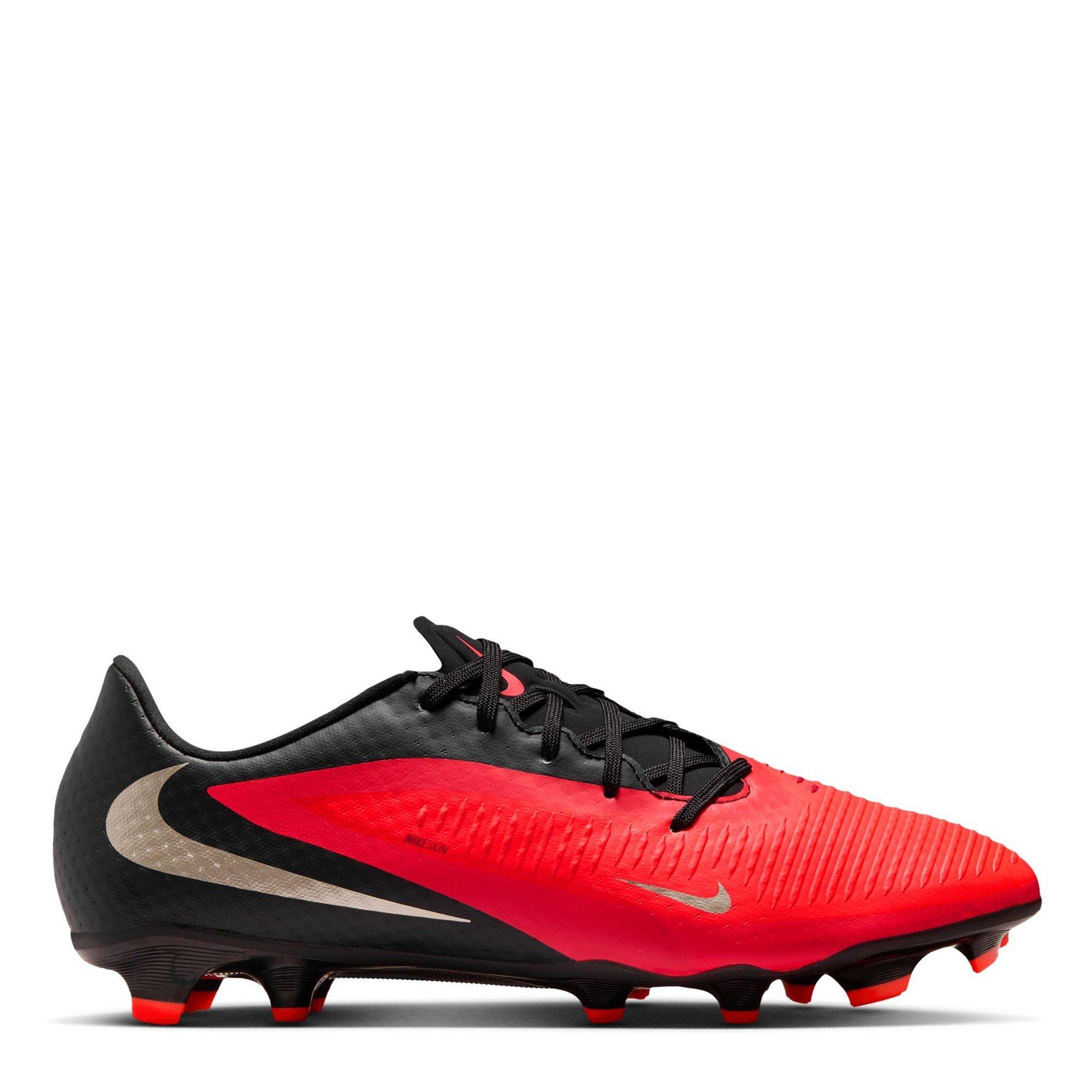 Nike Phantom 6 Academy Firm Ground Boots
