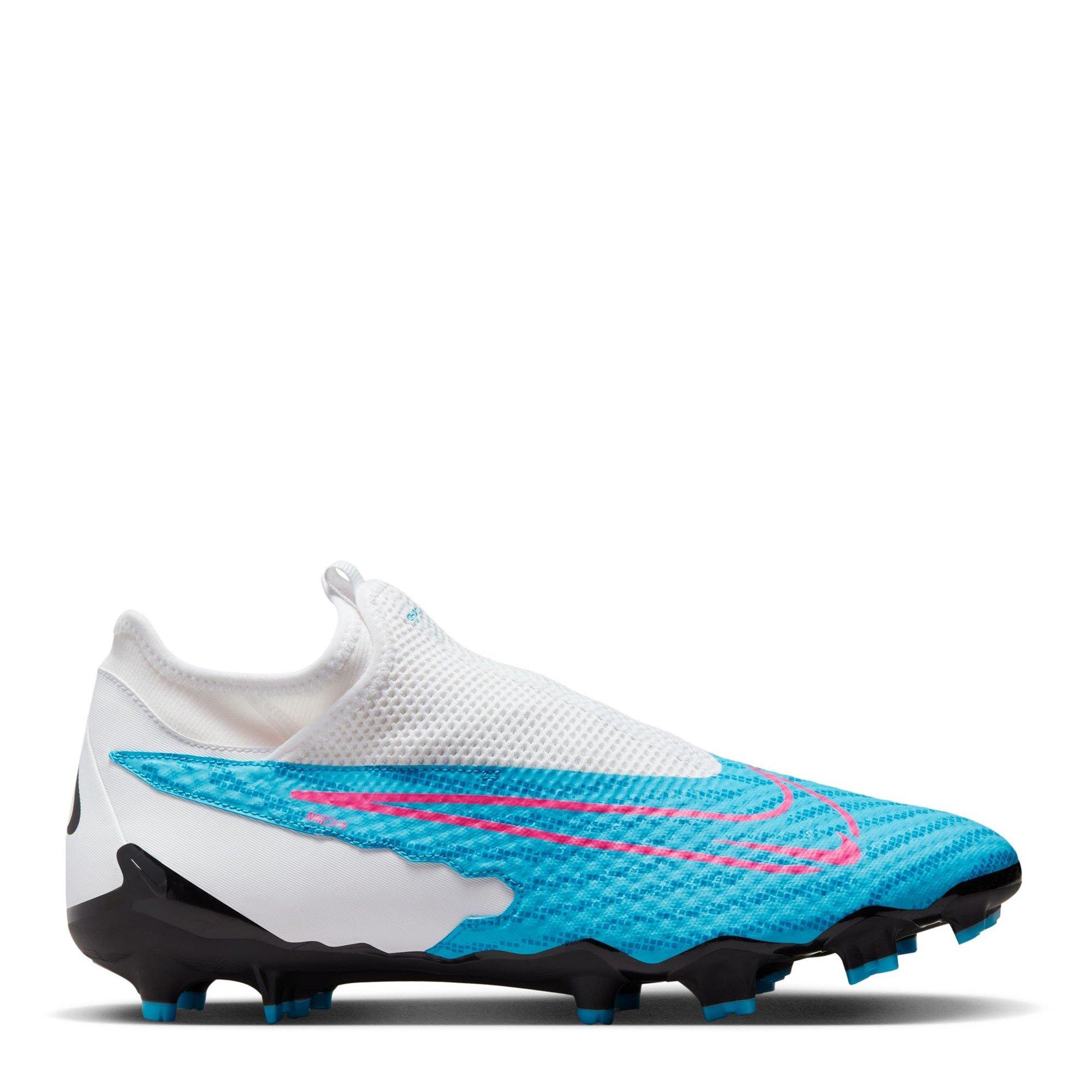 Nike Phantom Academy Firm Ground Football Boots