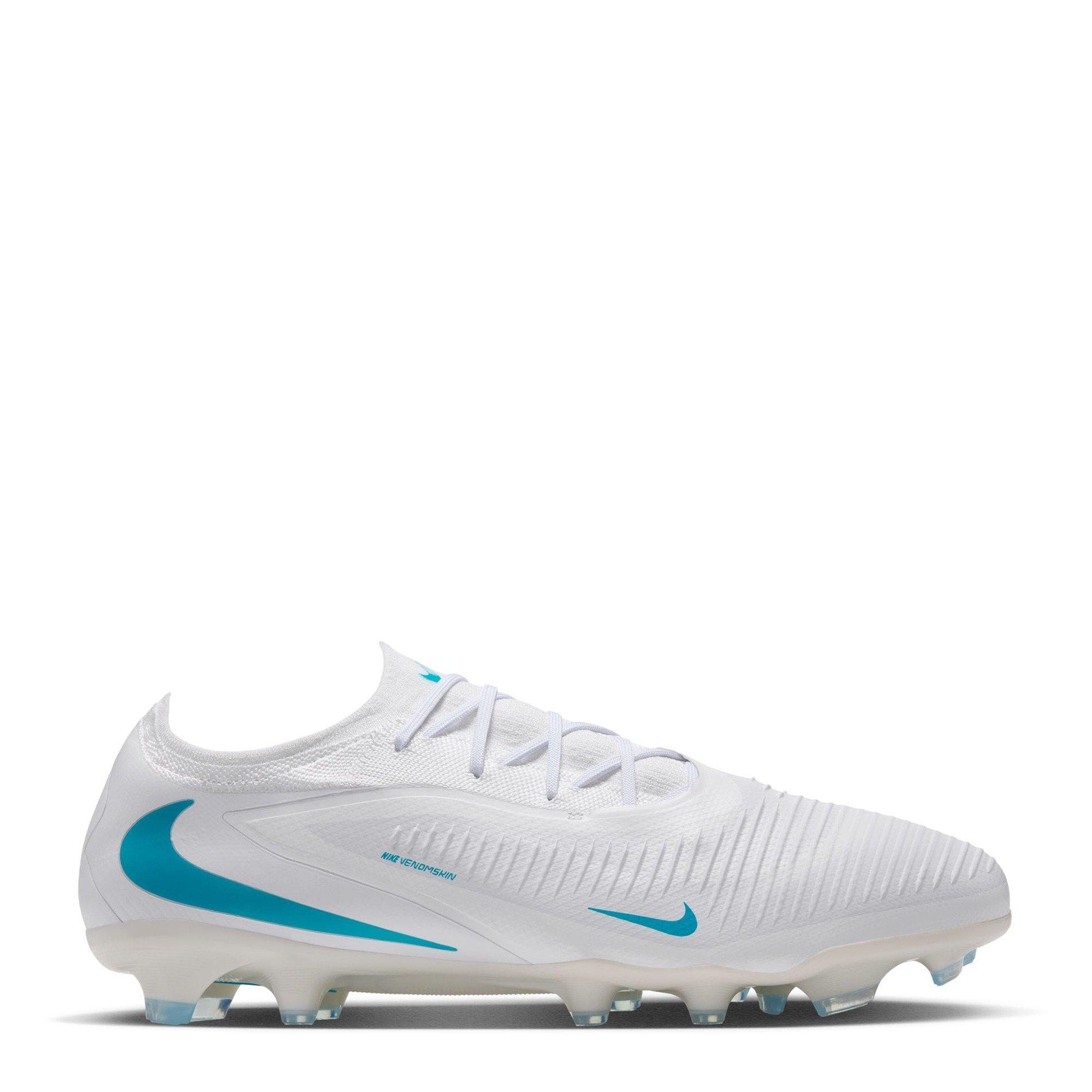 Nike Phantom 6 Low Pro Adults Firm Ground Football Boots