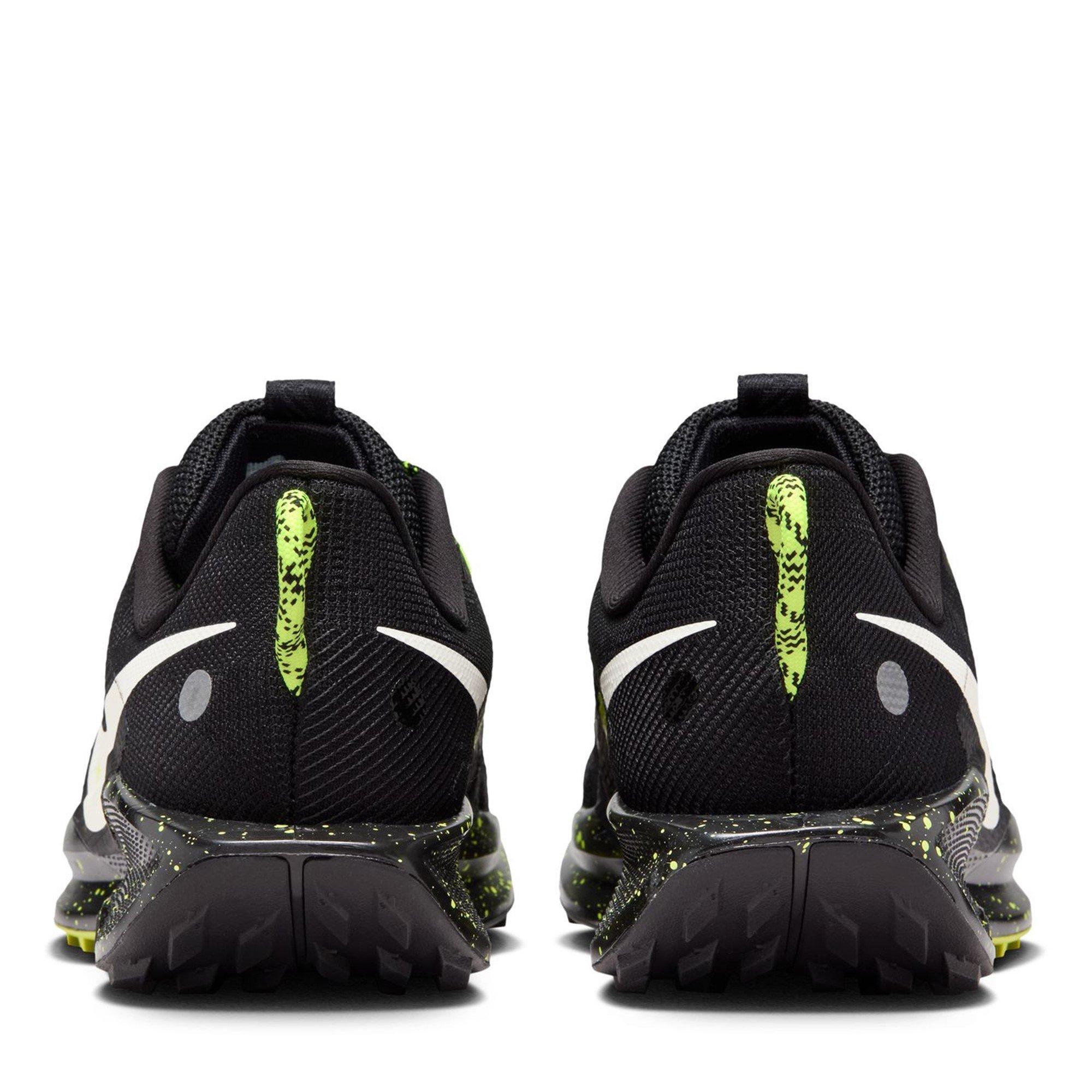 Zwart/Volt IJs - Nike - ReactX Pegasus Trail 5 Running Shoes Womens - 5