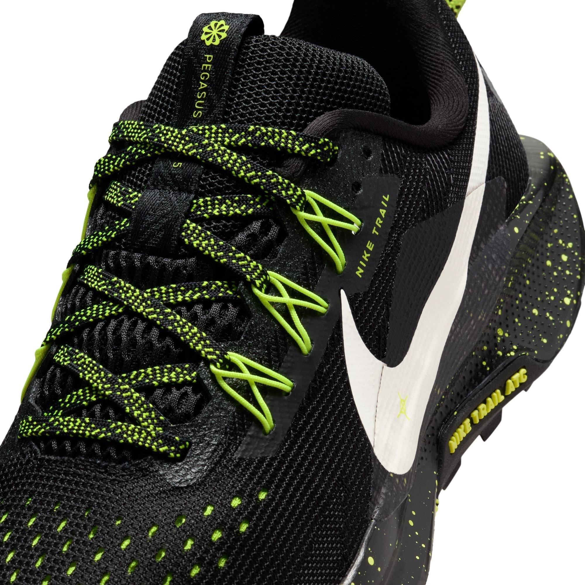 Zwart/Volt IJs - Nike - ReactX Pegasus Trail 5 Running Shoes Womens - 7