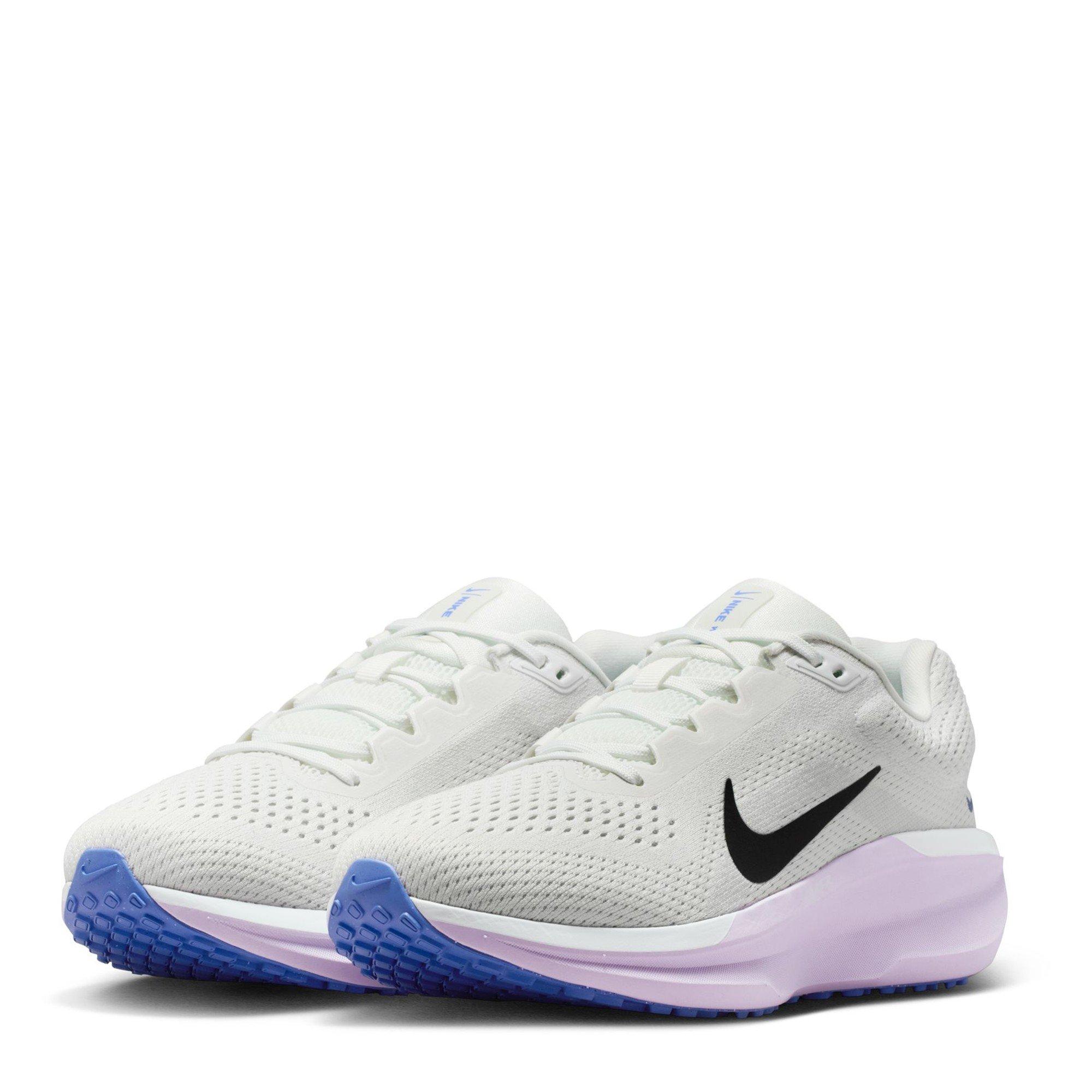 Gipfelweiß - Nike - Winflo 11 Womens Road Running Shoes - 4