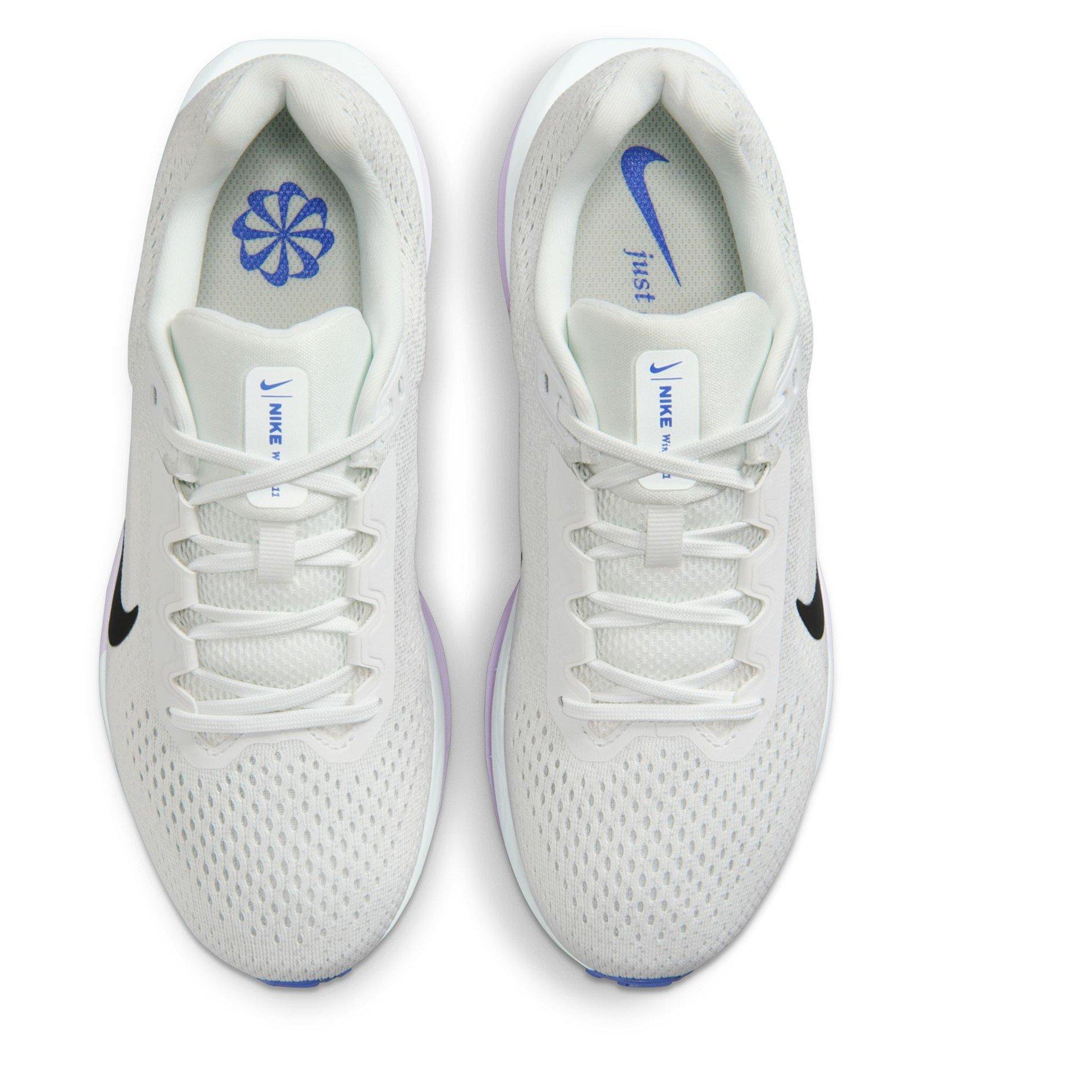 Gipfelweiß - Nike - Winflo 11 Womens Road Running Shoes - 6