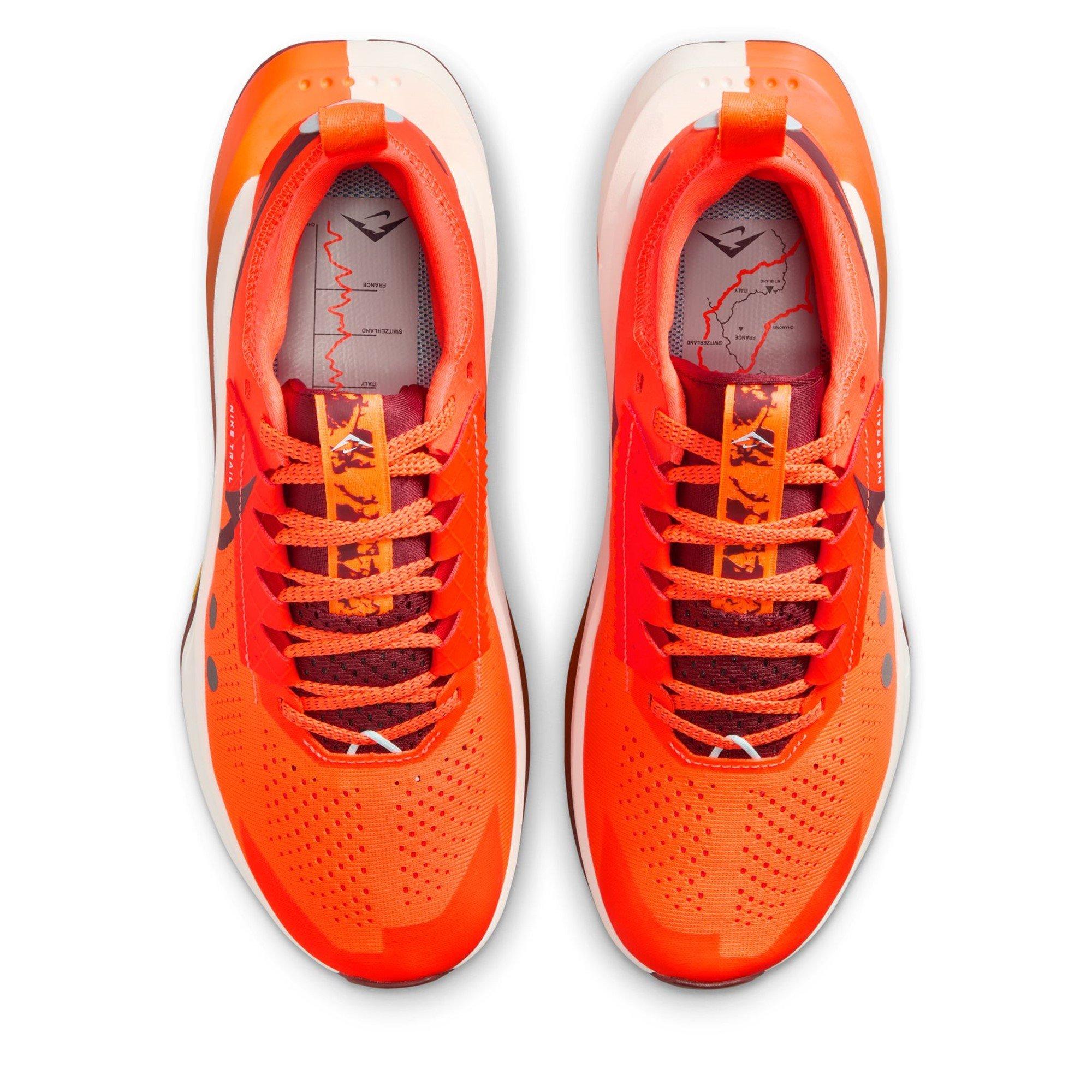 Hyp Crims/Tm Rd - Nike - Zegama Trail 2 Running Shoes Womens - 6