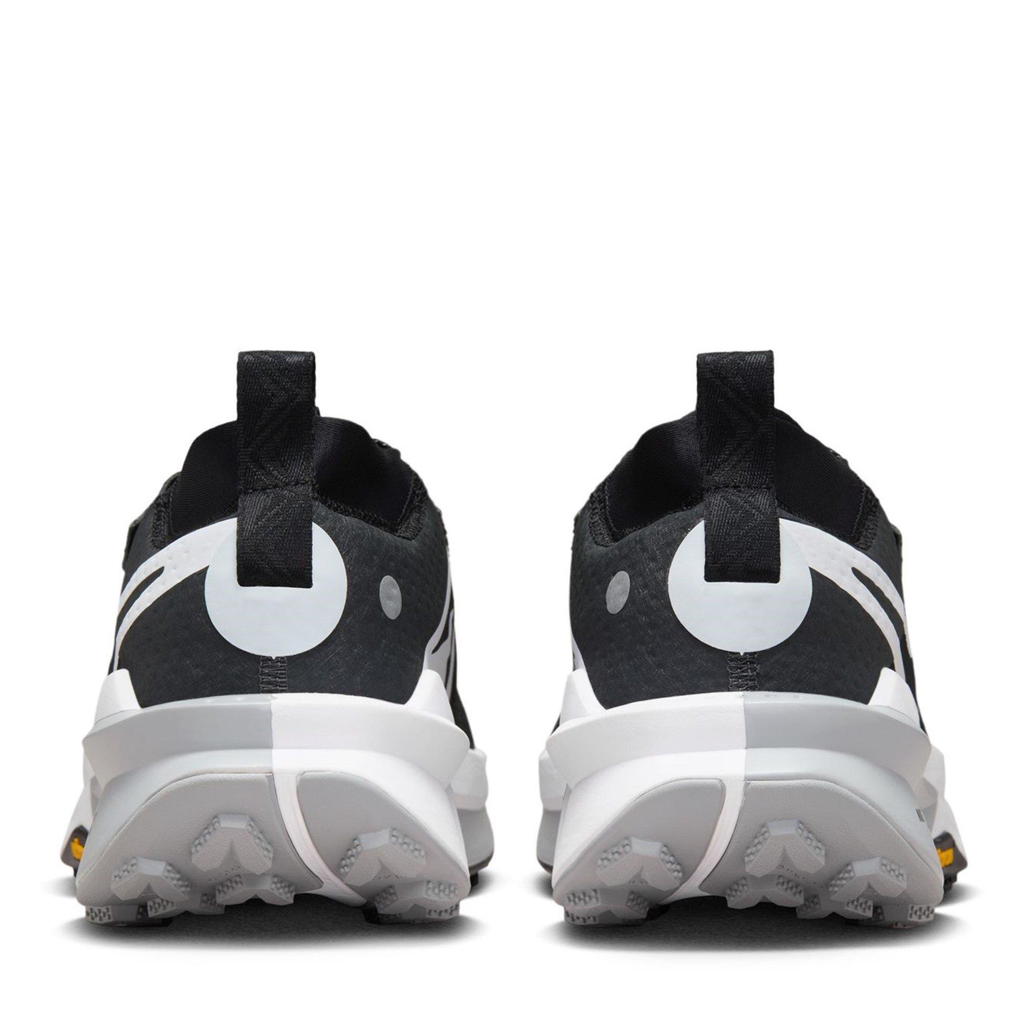 Sort/Hvid - Nike - Zegama Trail Running Shoes Mens - 5