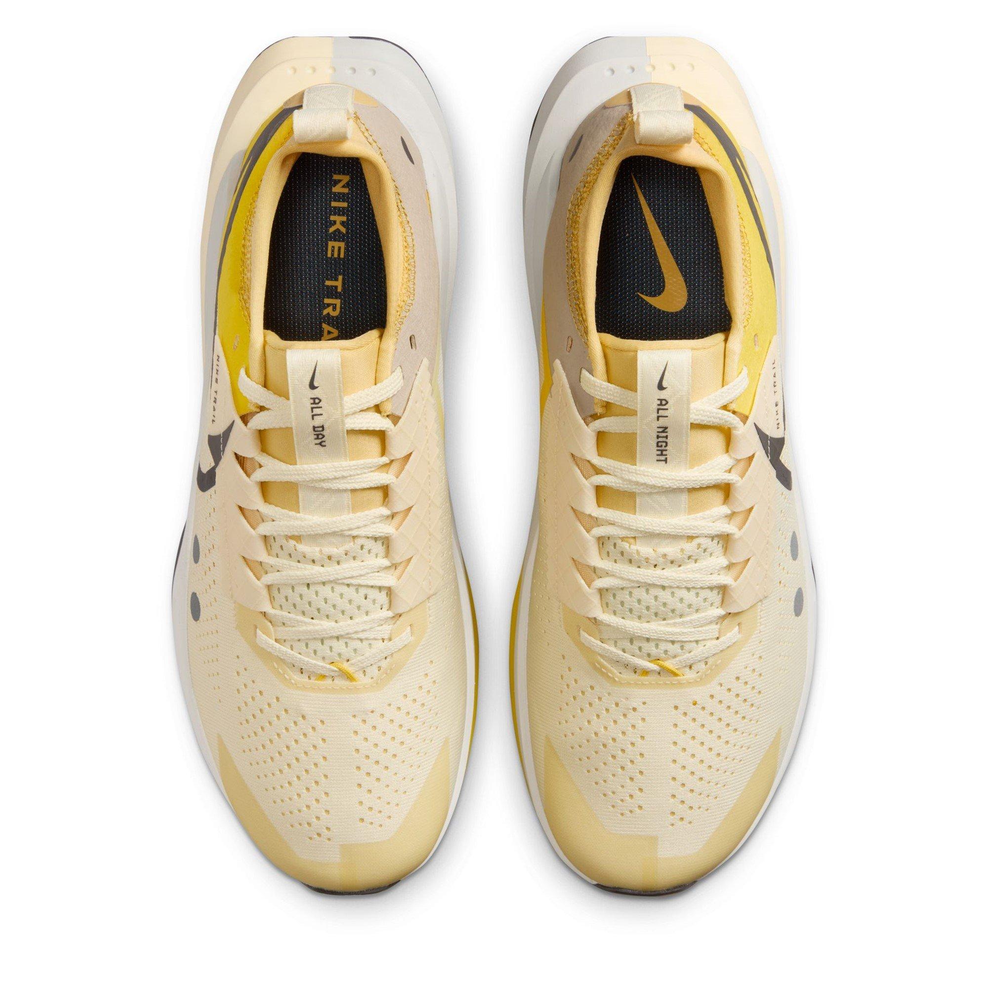 Alabaster/Ash - Nike - Zegama Trail Running Shoes Mens - 6