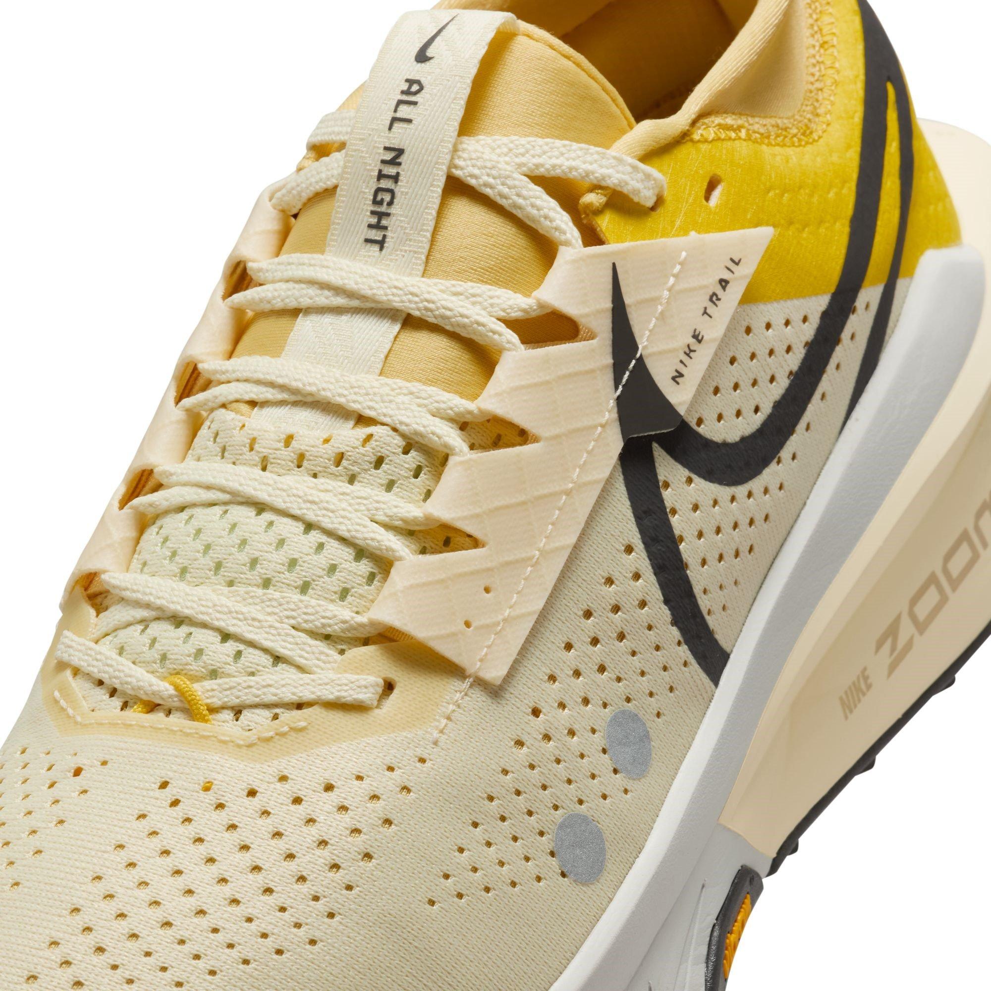 Alabaster/Ash - Nike - Zegama Trail Running Shoes Mens - 7