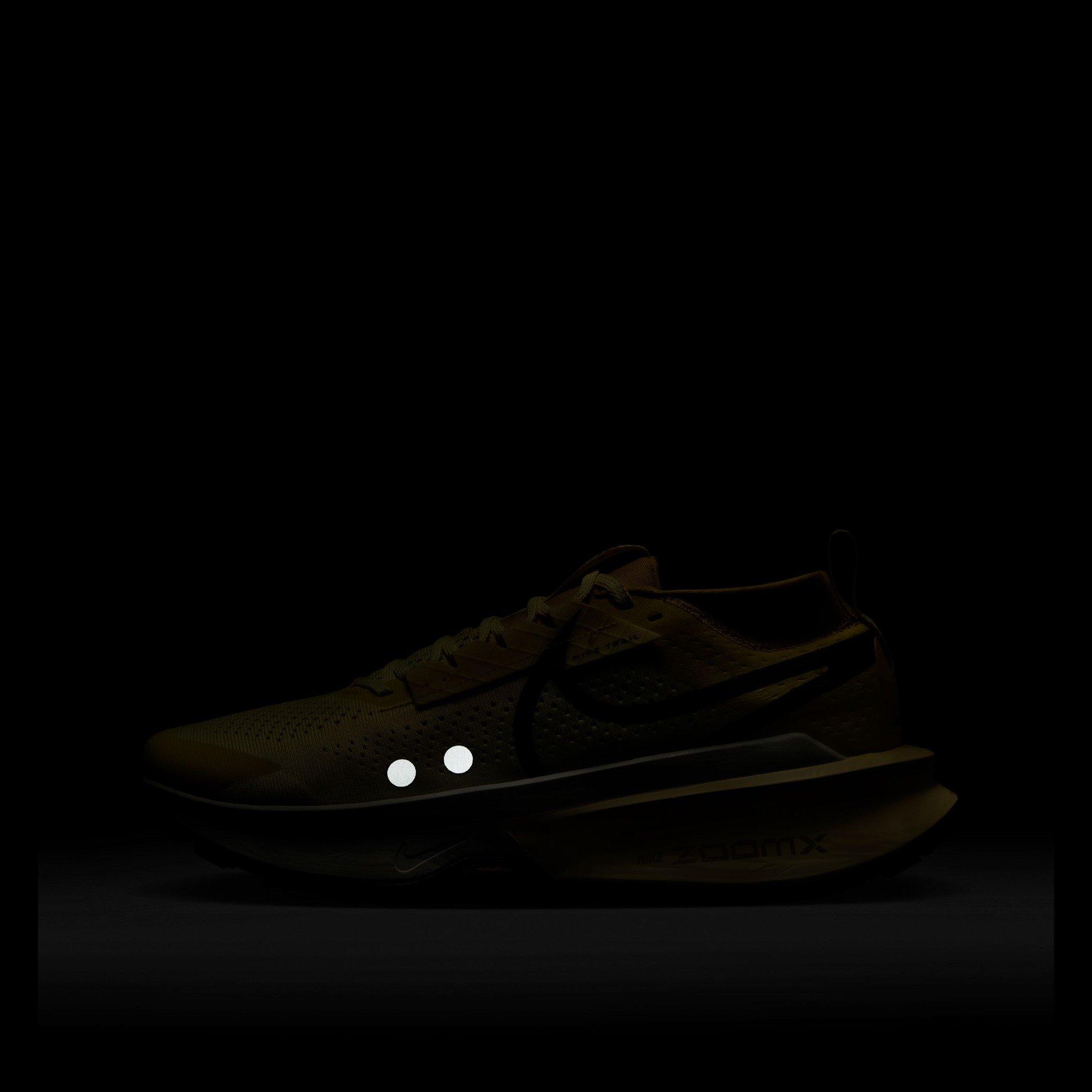 Alabaster/Ash - Nike - Zegama Trail Running Shoes Mens - 9