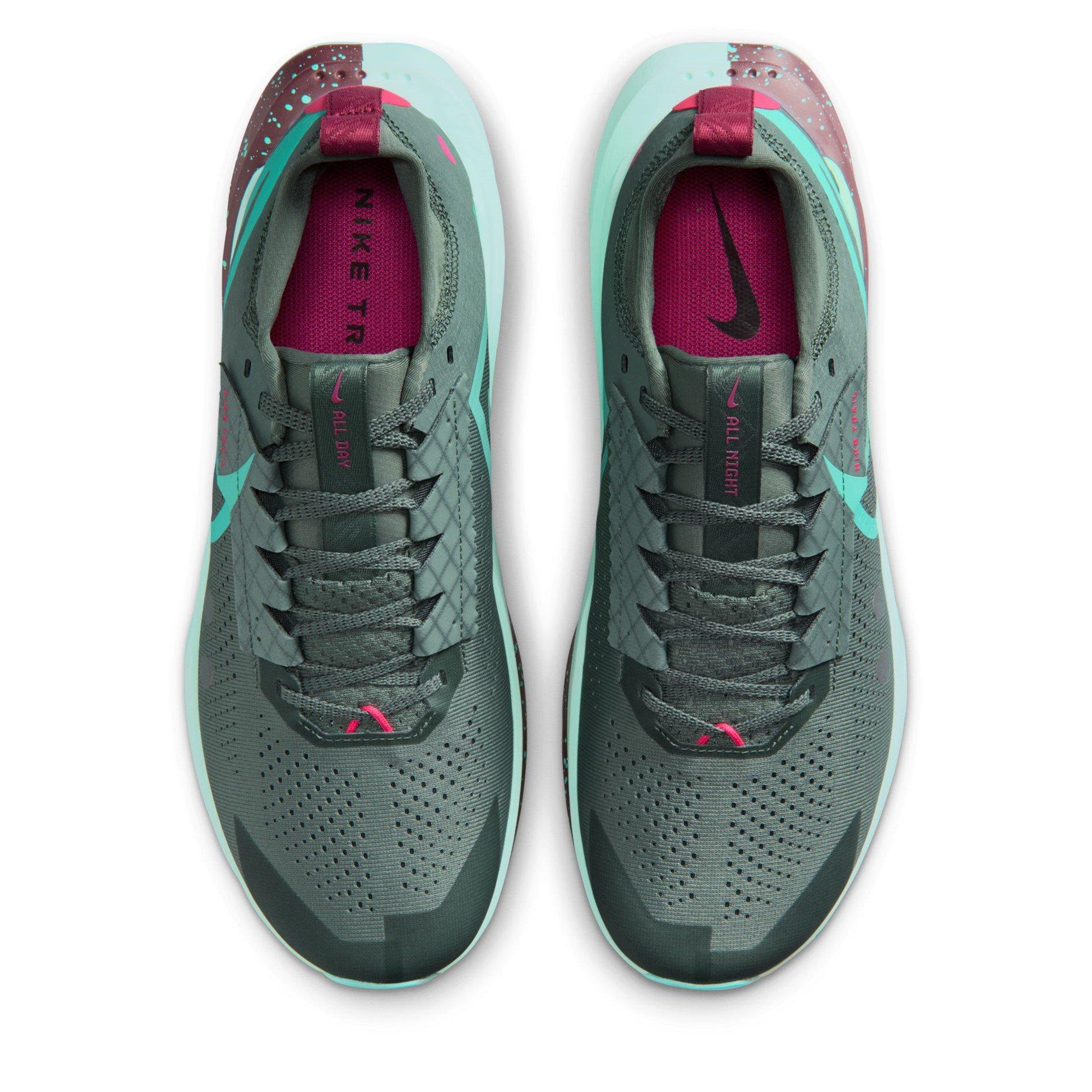 Clay Green - Nike - Zegama Trail Running Shoes Mens - 6