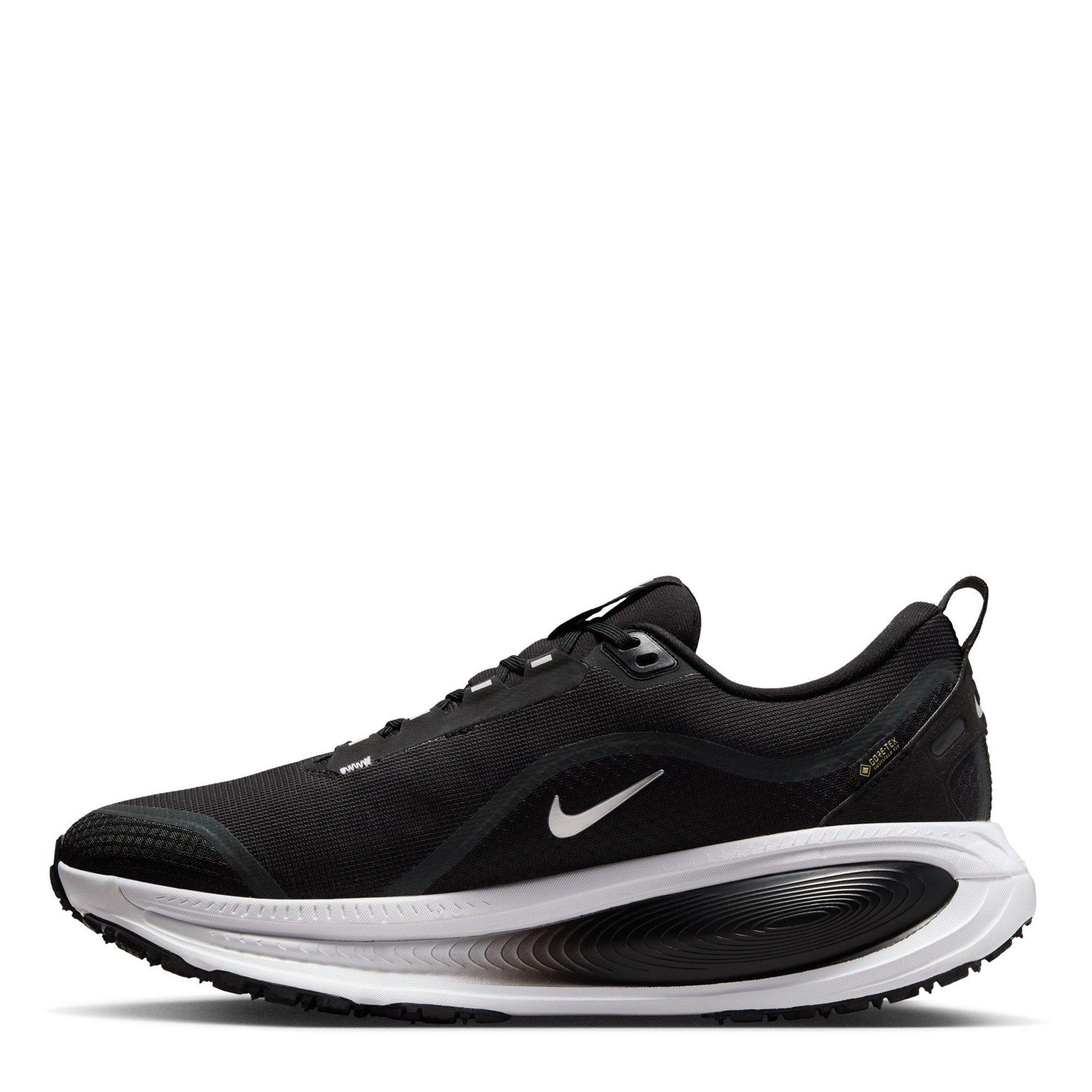 Blk/Mttlc Silv - Nike - Vomero 18 GORE-TEX Running Shoes Mens - 2