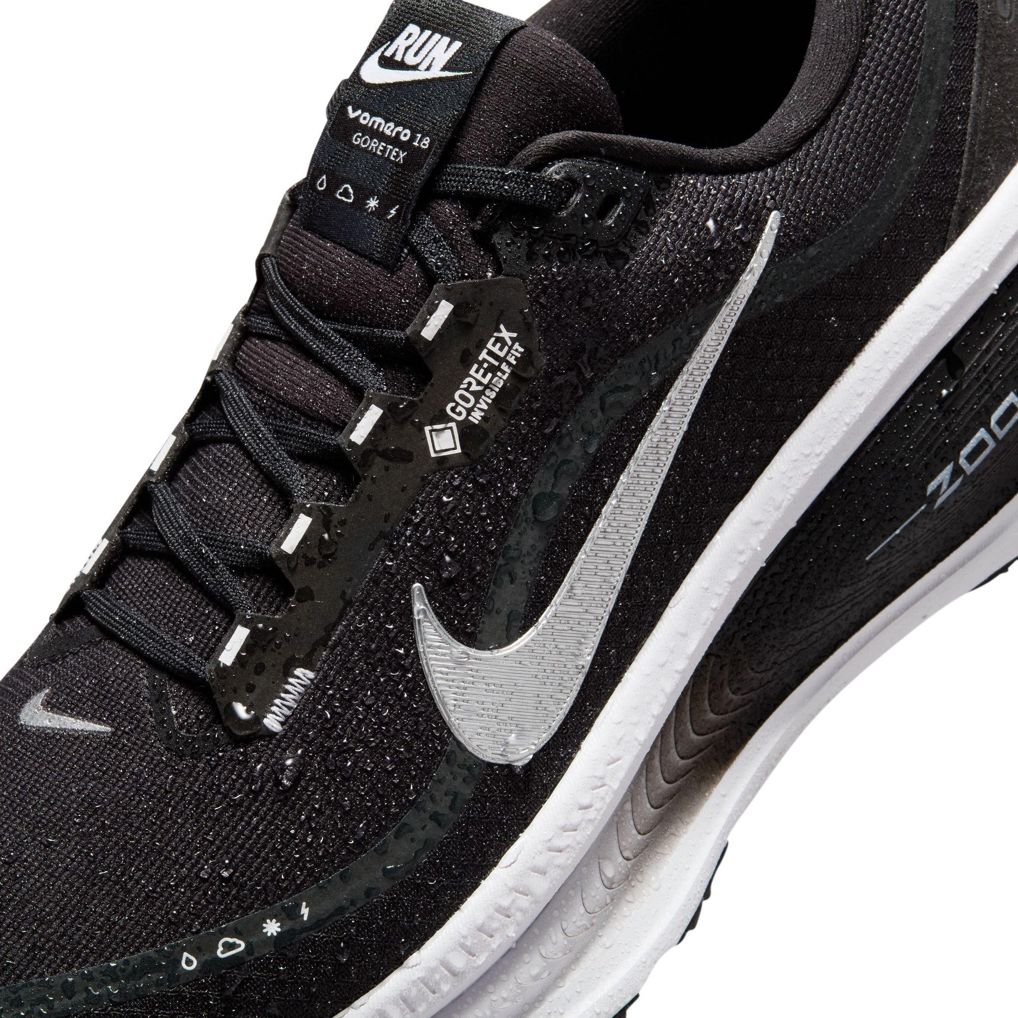 Blk/Mttlc Silv - Nike - Vomero 18 GORE-TEX Running Shoes Mens - 11
