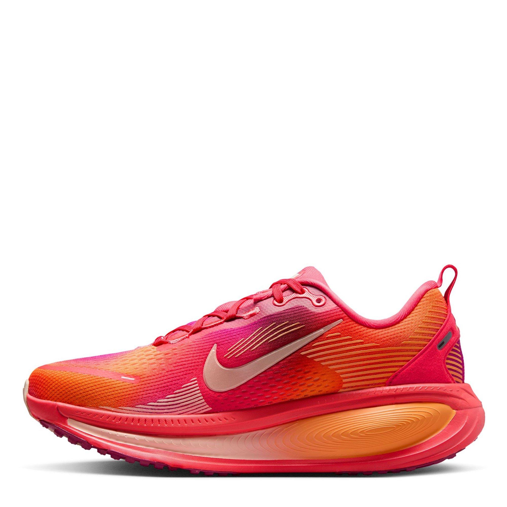 Embr Glow/Coral - Nike - Vomero 18 SE Ld61 - 2