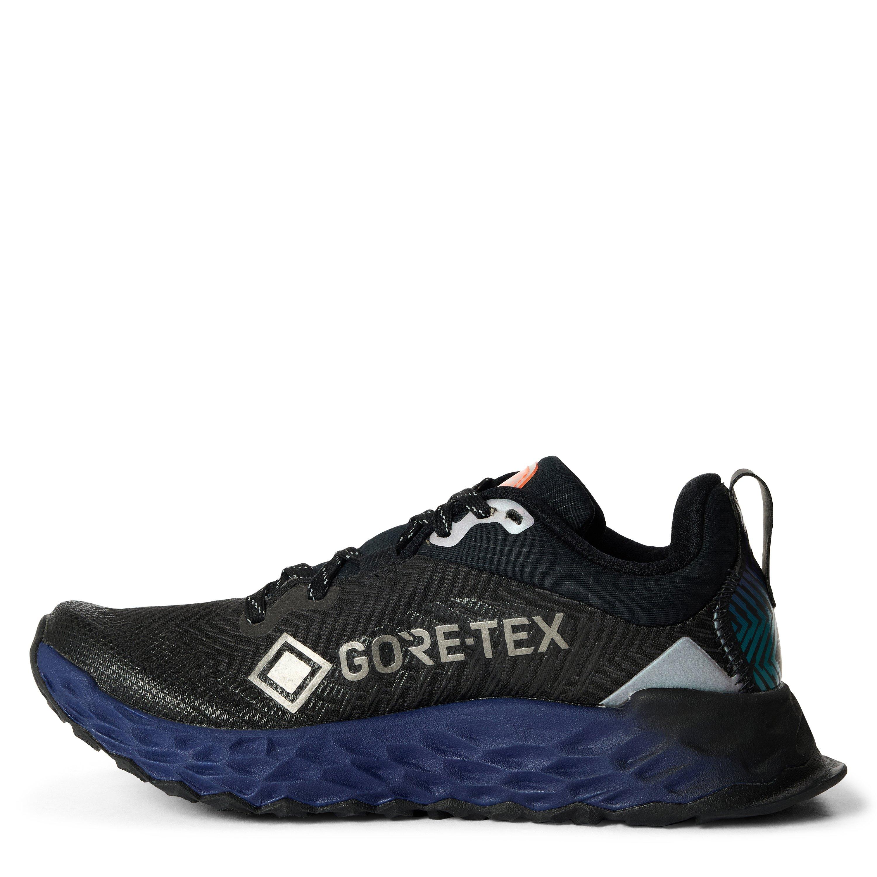 Schwarz - New Balance - NB Hierro v6 Trail Running Shoes Womens - 2