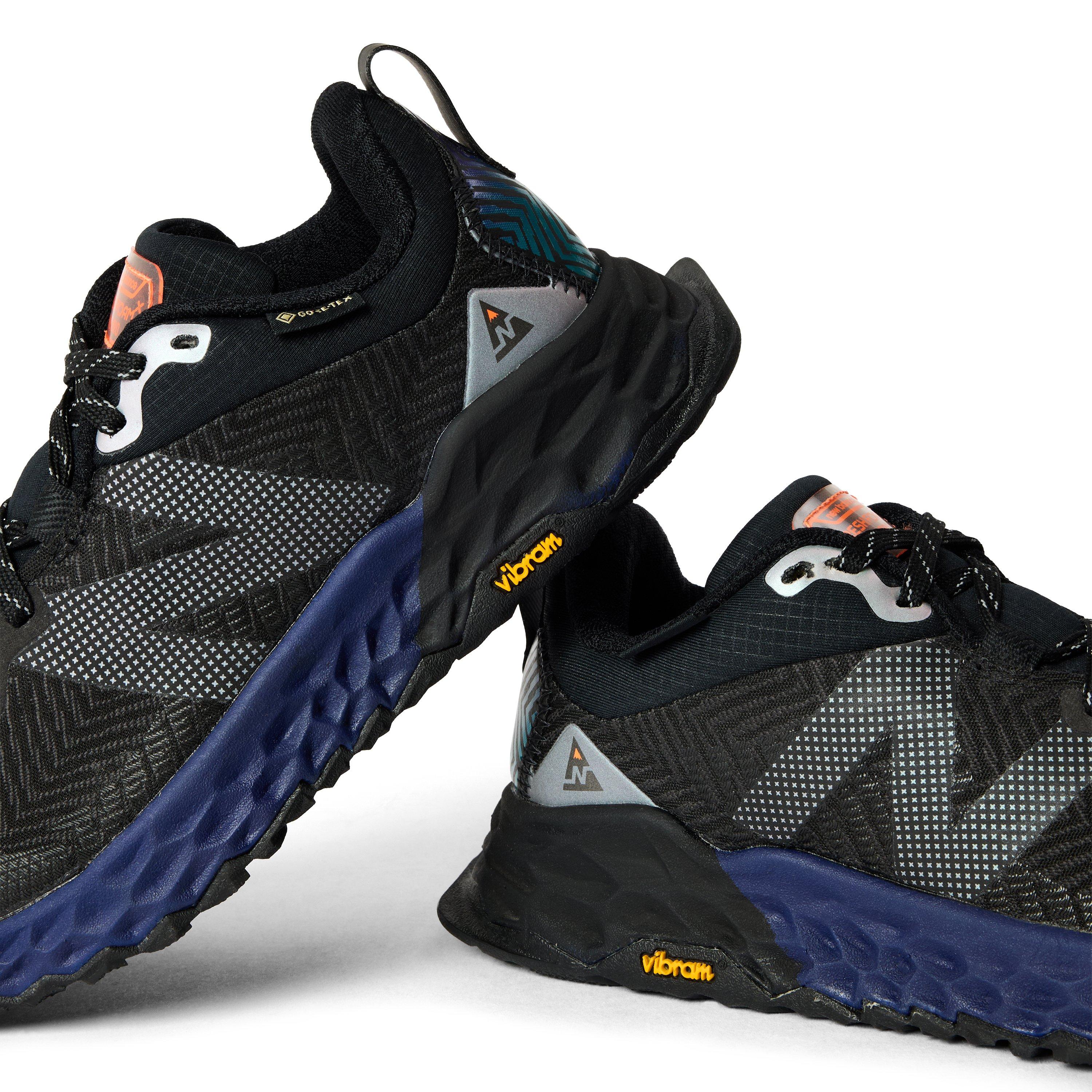 Schwarz - New Balance - NB Hierro v6 Trail Running Shoes Womens - 3