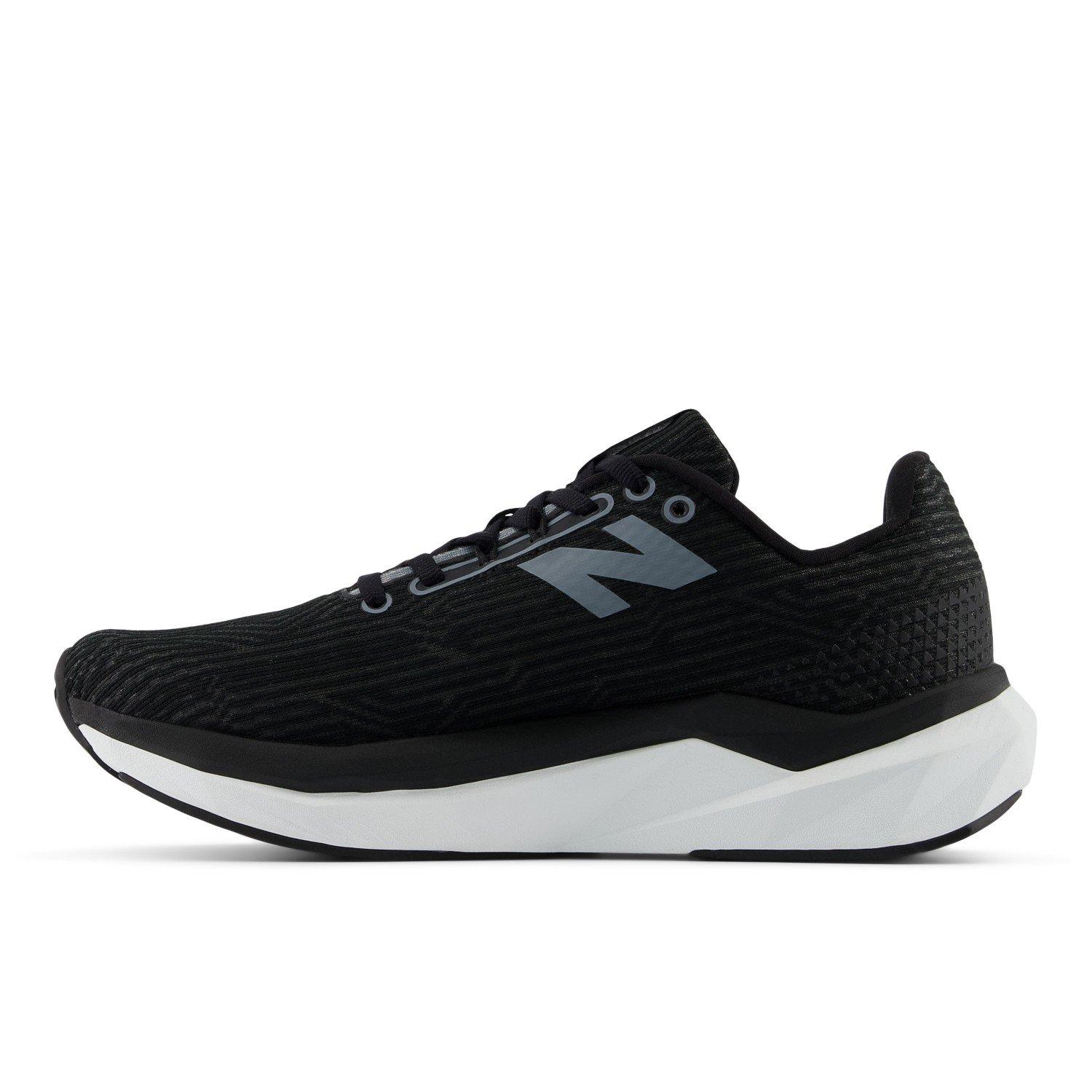 Noir/Blanc - New Balance - Womens FuelCell Propel v5 Running Trainers - 2
